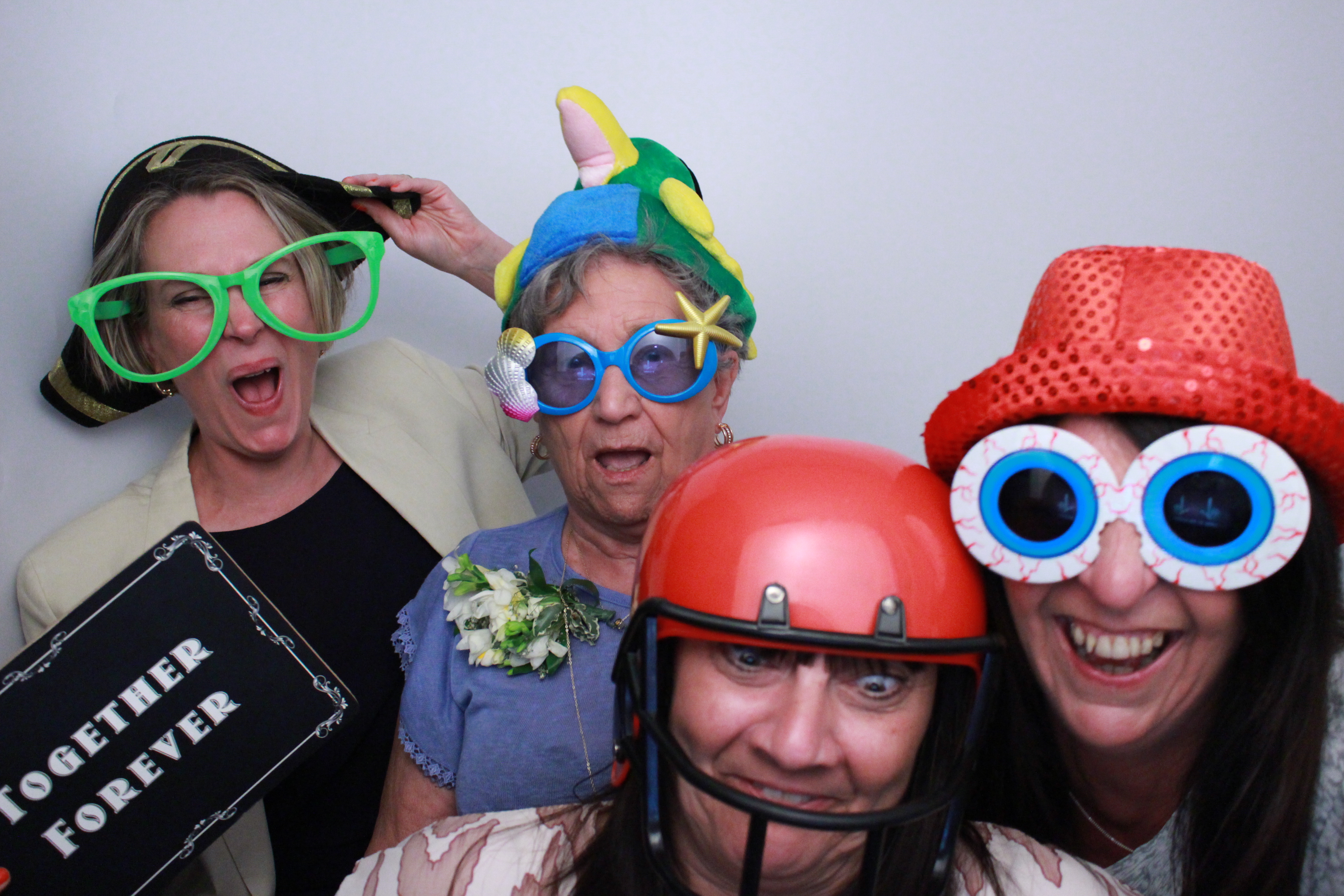 Ben & Emily's Wedding  | View more photos from the event at gallery.myphotoboothexperience.co.uk/u/MyPhotoBoothExperienceLtd/Ben-Emilys-Wedding