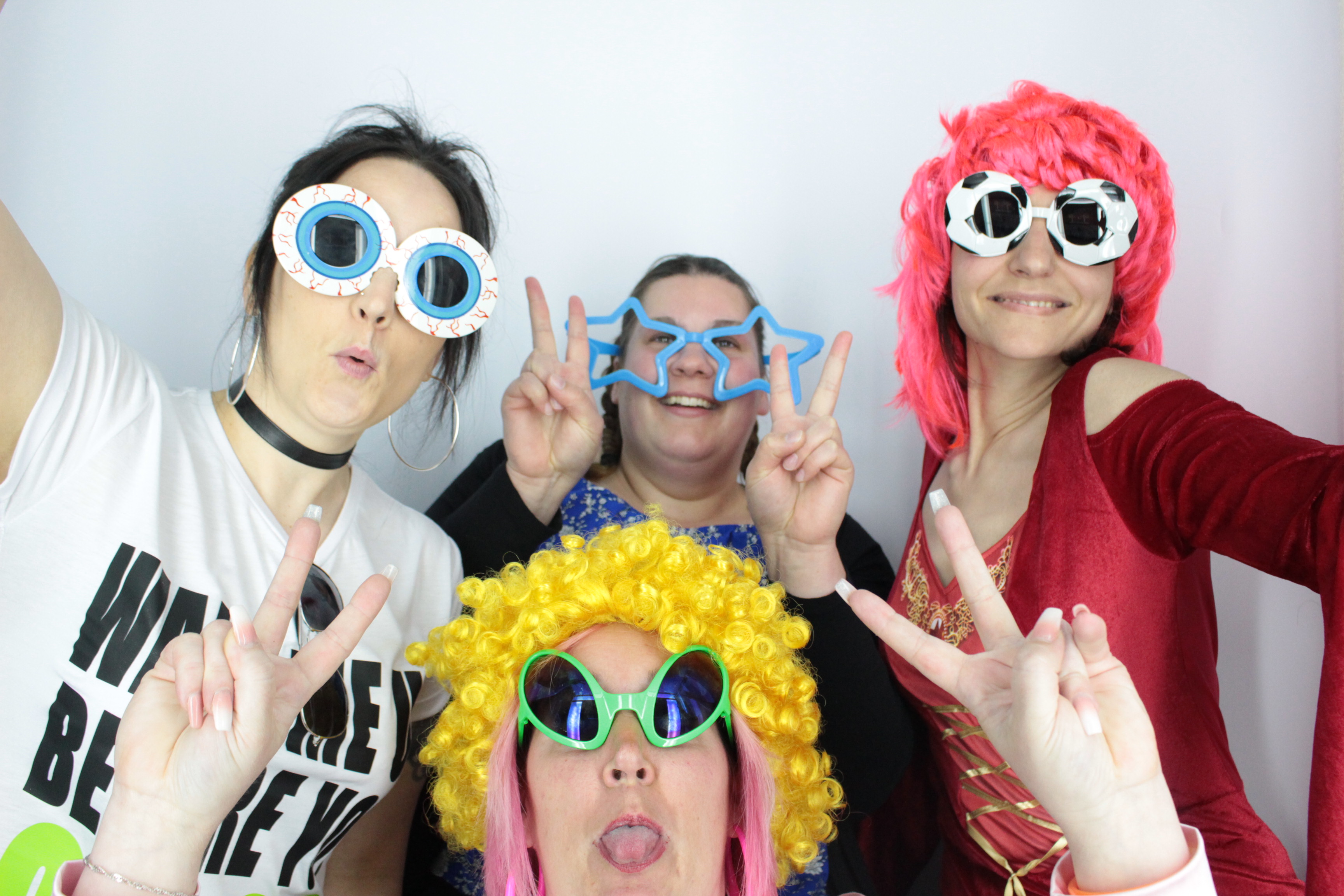 Billie's 40th Birthday  | View more photos from the event at gallery.myphotoboothexperience.co.uk/u/MyPhotoBoothExperienceLtd/Billies-40th-Birthday