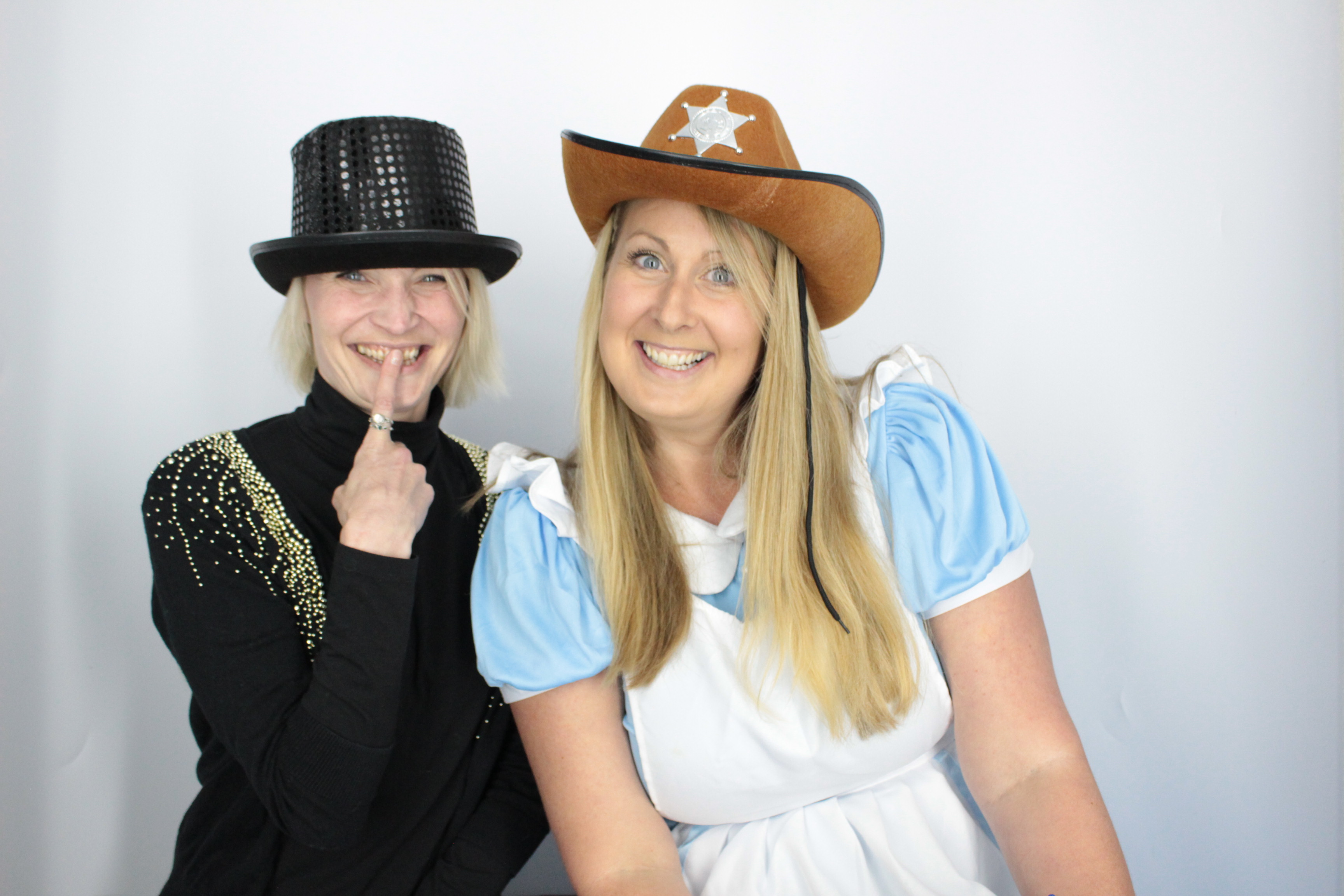 Billie's 40th Birthday  | View more photos from the event at gallery.myphotoboothexperience.co.uk/u/MyPhotoBoothExperienceLtd/Billies-40th-Birthday