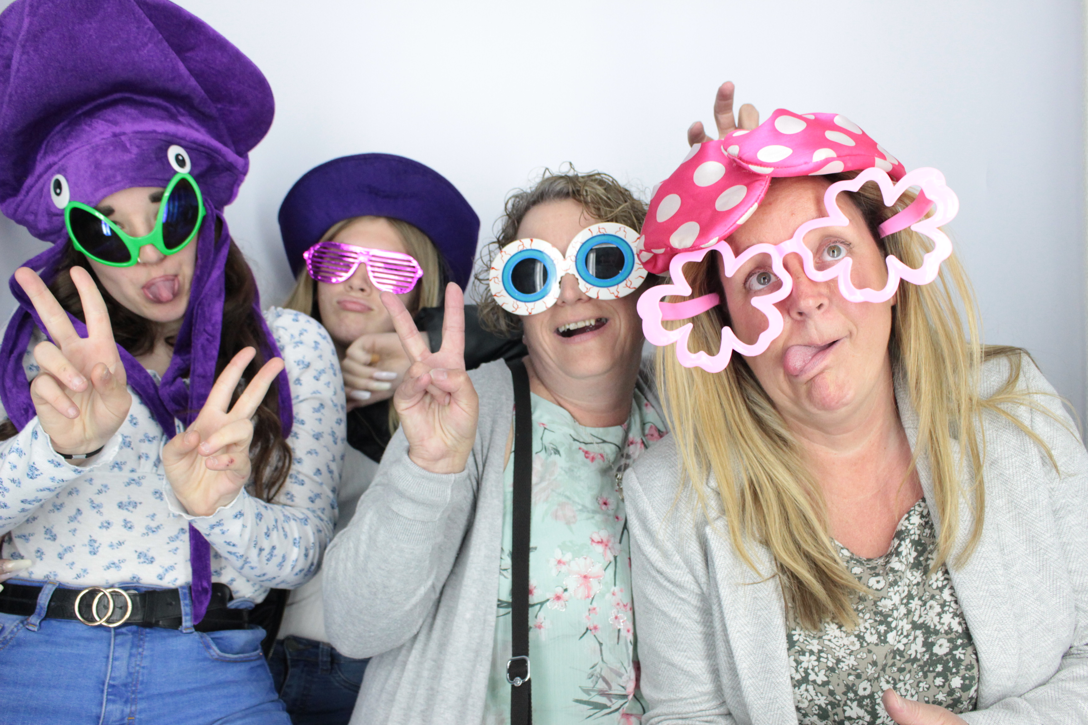Billie's 40th Birthday  | View more photos from the event at gallery.myphotoboothexperience.co.uk/u/MyPhotoBoothExperienceLtd/Billies-40th-Birthday