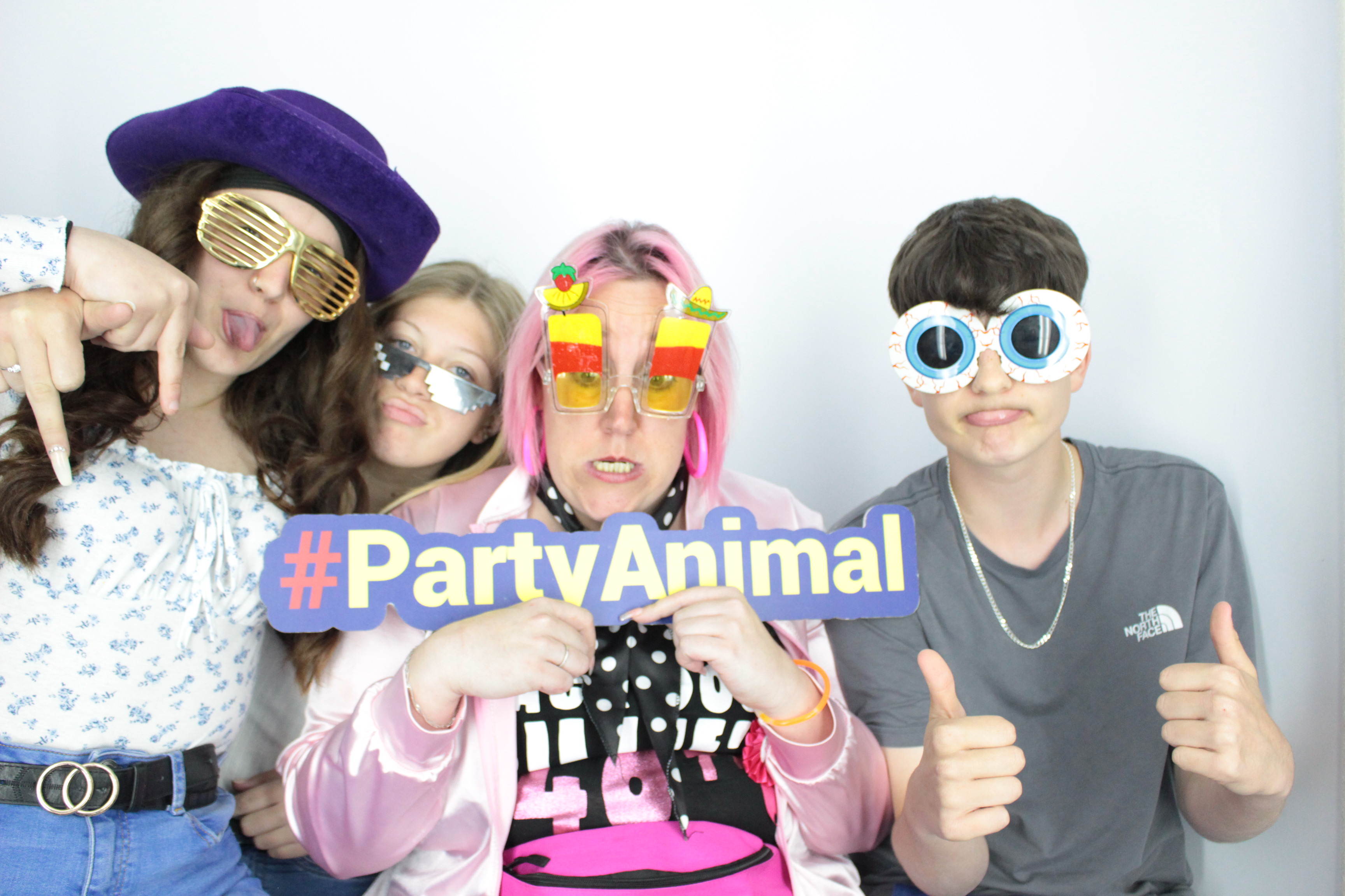 Billie's 40th Birthday  | View more photos from the event at gallery.myphotoboothexperience.co.uk/u/MyPhotoBoothExperienceLtd/Billies-40th-Birthday