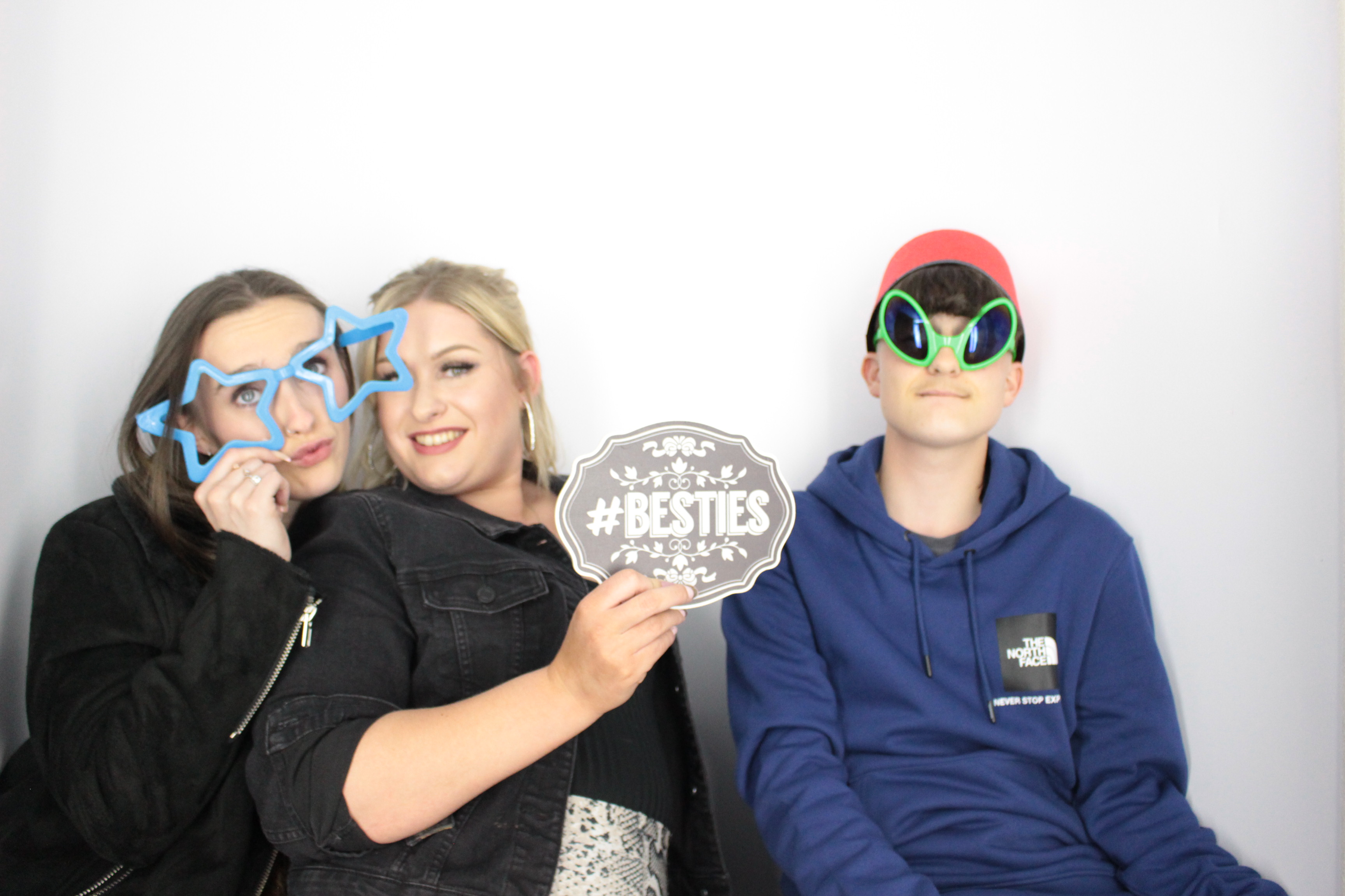 Billie's 40th Birthday  | View more photos from the event at gallery.myphotoboothexperience.co.uk/u/MyPhotoBoothExperienceLtd/Billies-40th-Birthday