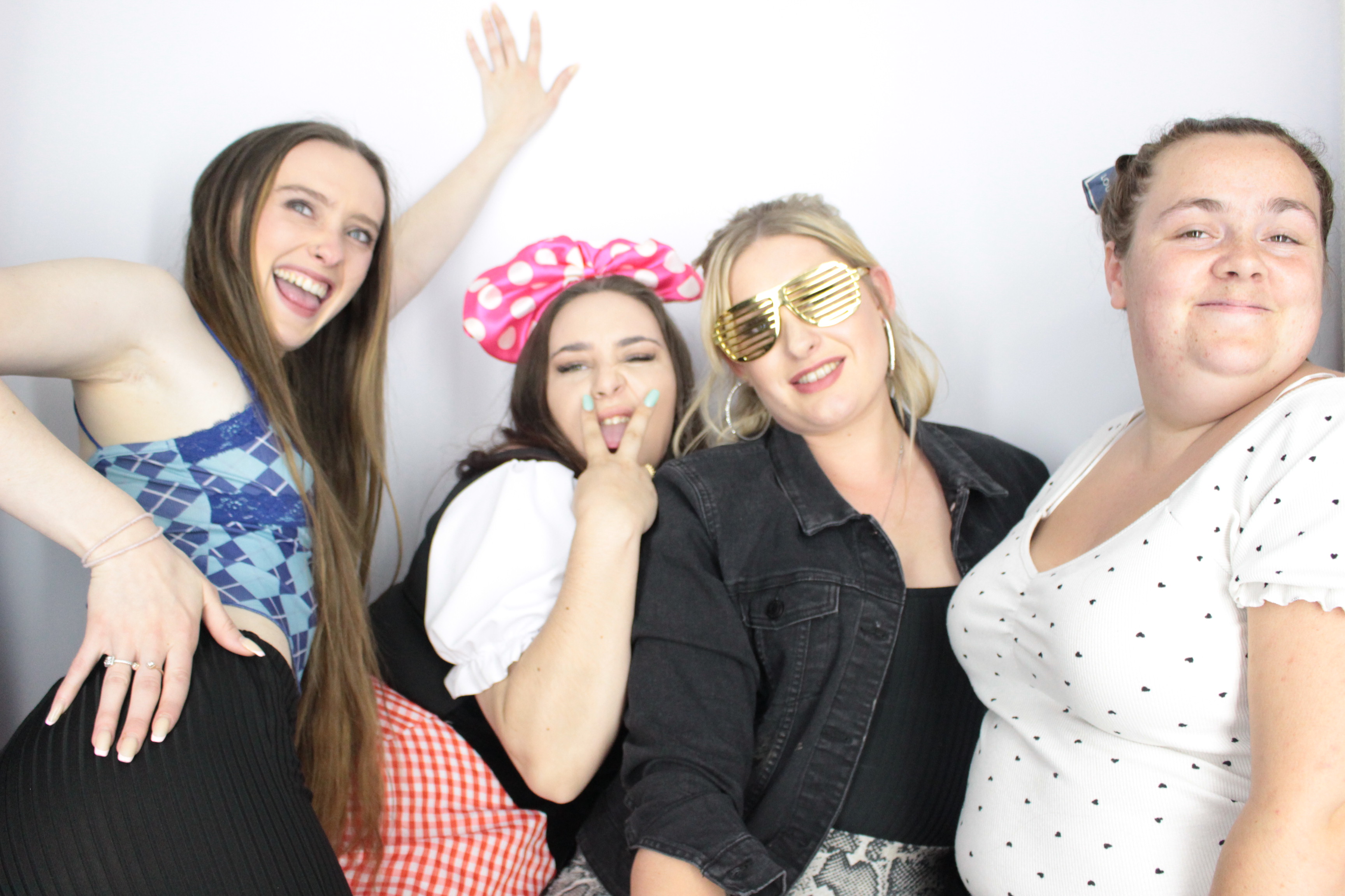 Billie's 40th Birthday  | View more photos from the event at gallery.myphotoboothexperience.co.uk/u/MyPhotoBoothExperienceLtd/Billies-40th-Birthday
