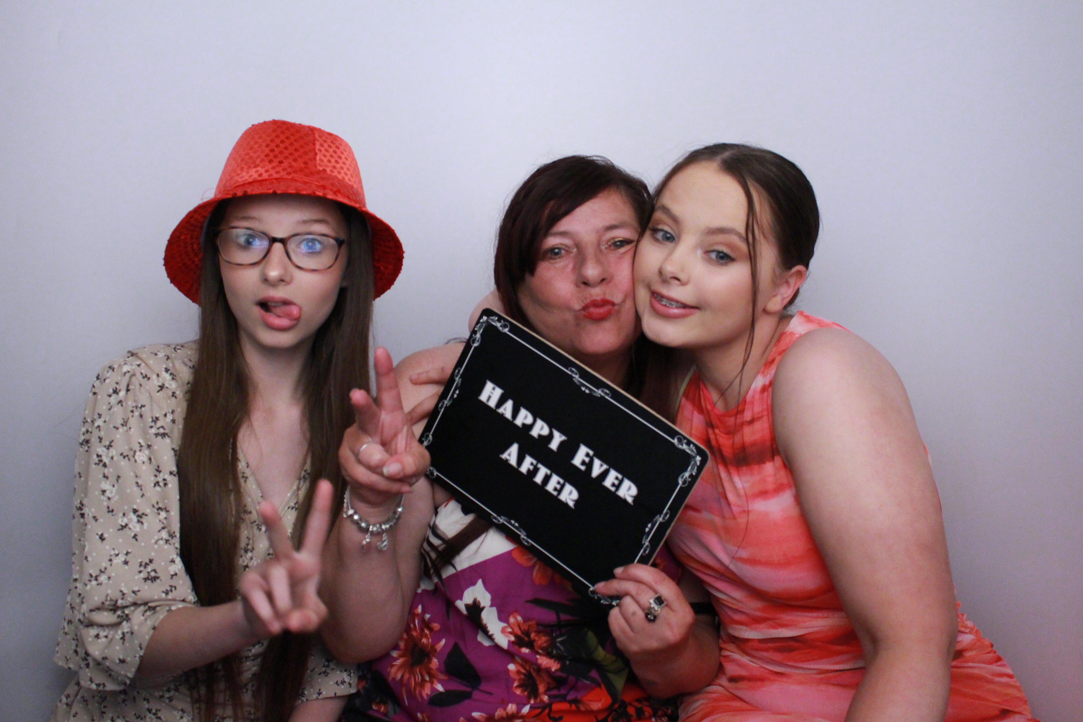 Caz & Dave's Wedding Reception  | View more photos from the event at gallery.myphotoboothexperience.co.uk/u/MyPhotoBoothExperienceLtd/Caz-Daves-Wedding-Reception