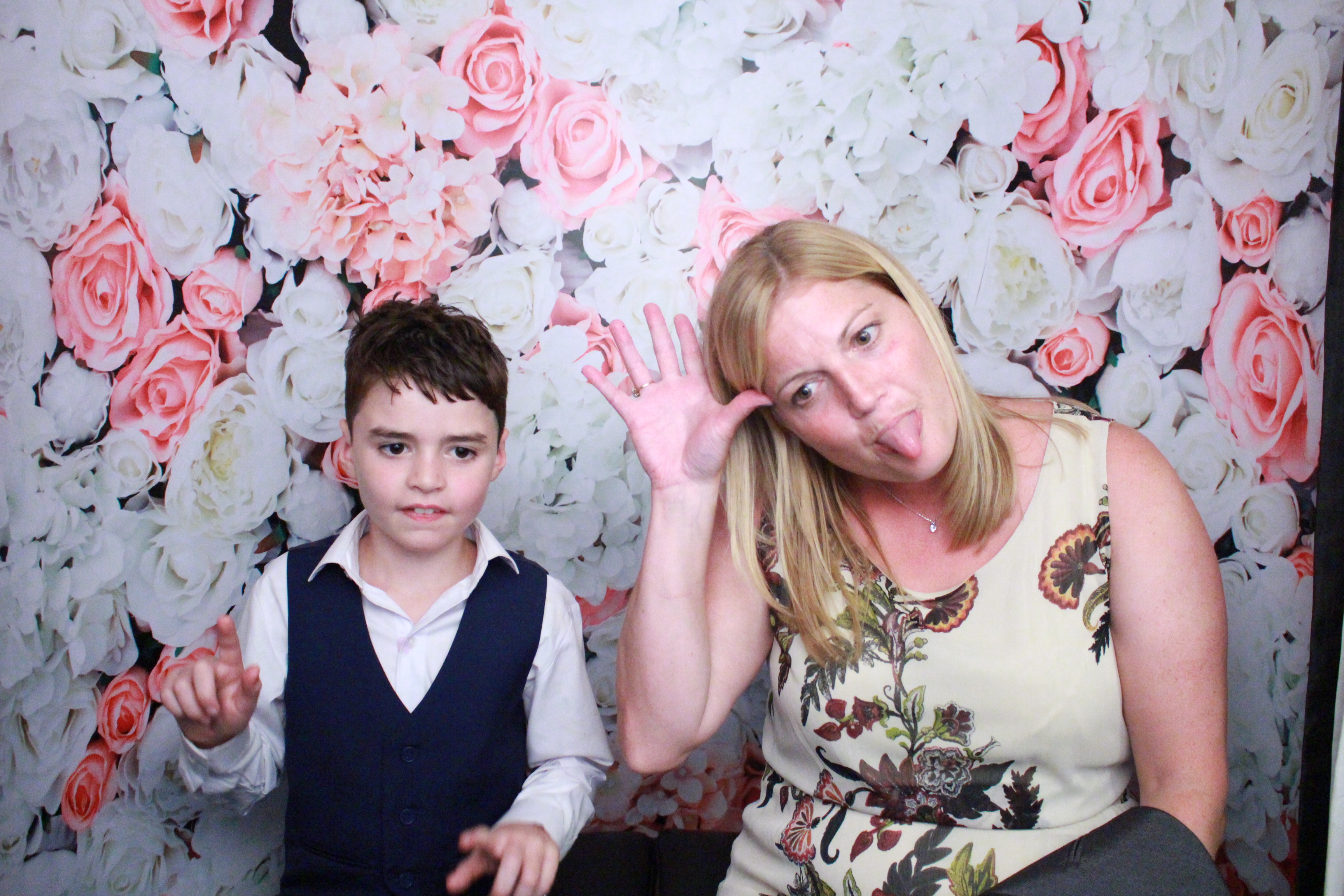 Caz & Geoff's Wedding  | View more photos from the event at gallery.myphotoboothexperience.co.uk/u/MyPhotoBoothExperienceLtd/Caz-Geoffs-Wedding
