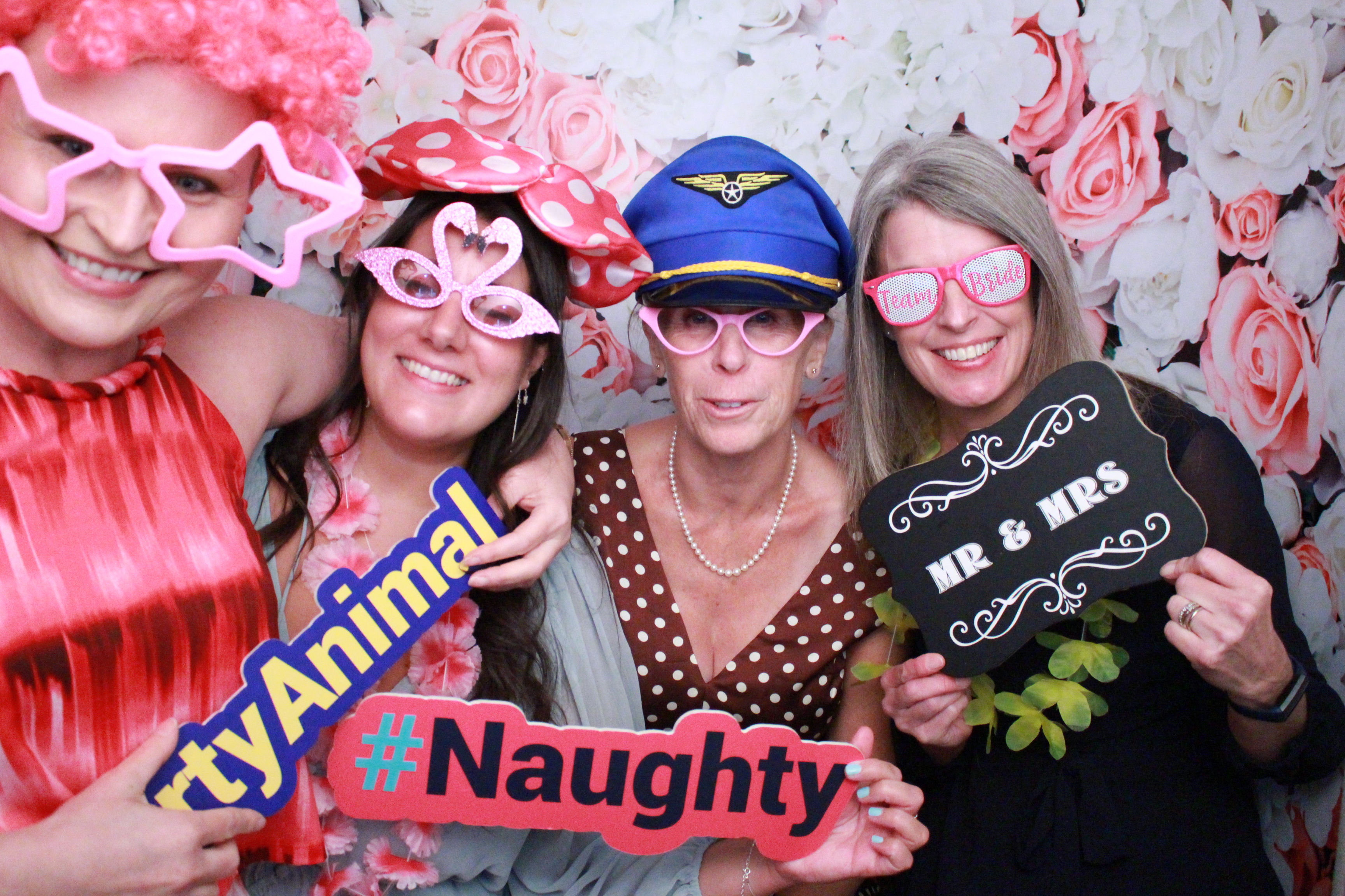 Caz & Geoff's Wedding  | View more photos from the event at gallery.myphotoboothexperience.co.uk/u/MyPhotoBoothExperienceLtd/Caz-Geoffs-Wedding