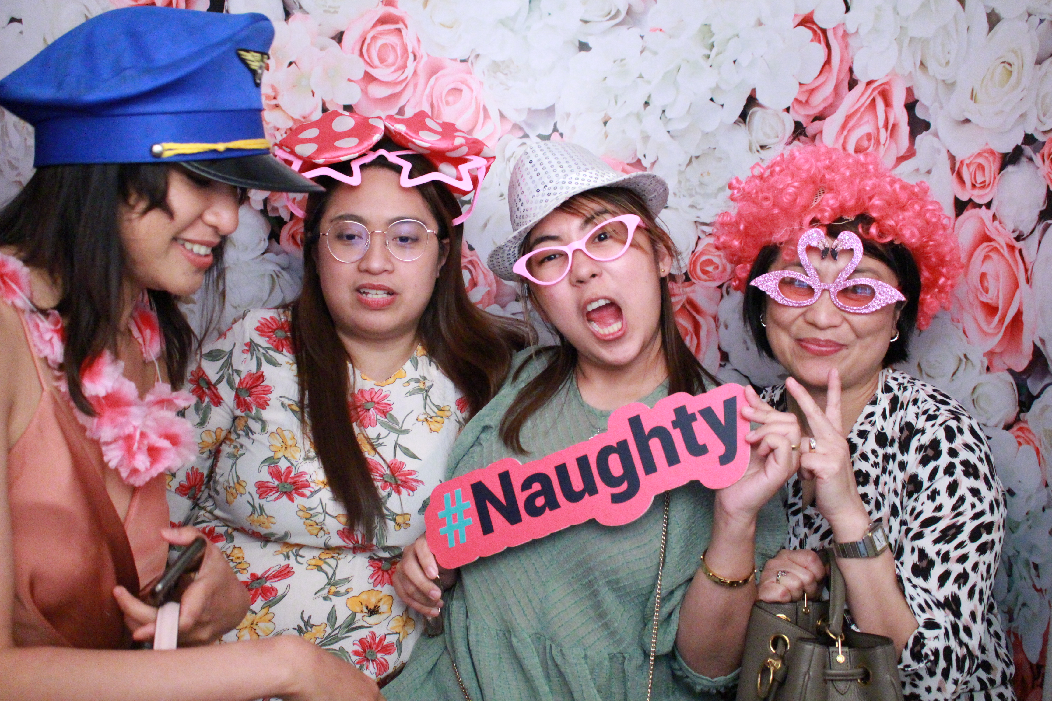 Caz & Geoff's Wedding  | View more photos from the event at gallery.myphotoboothexperience.co.uk/u/MyPhotoBoothExperienceLtd/Caz-Geoffs-Wedding