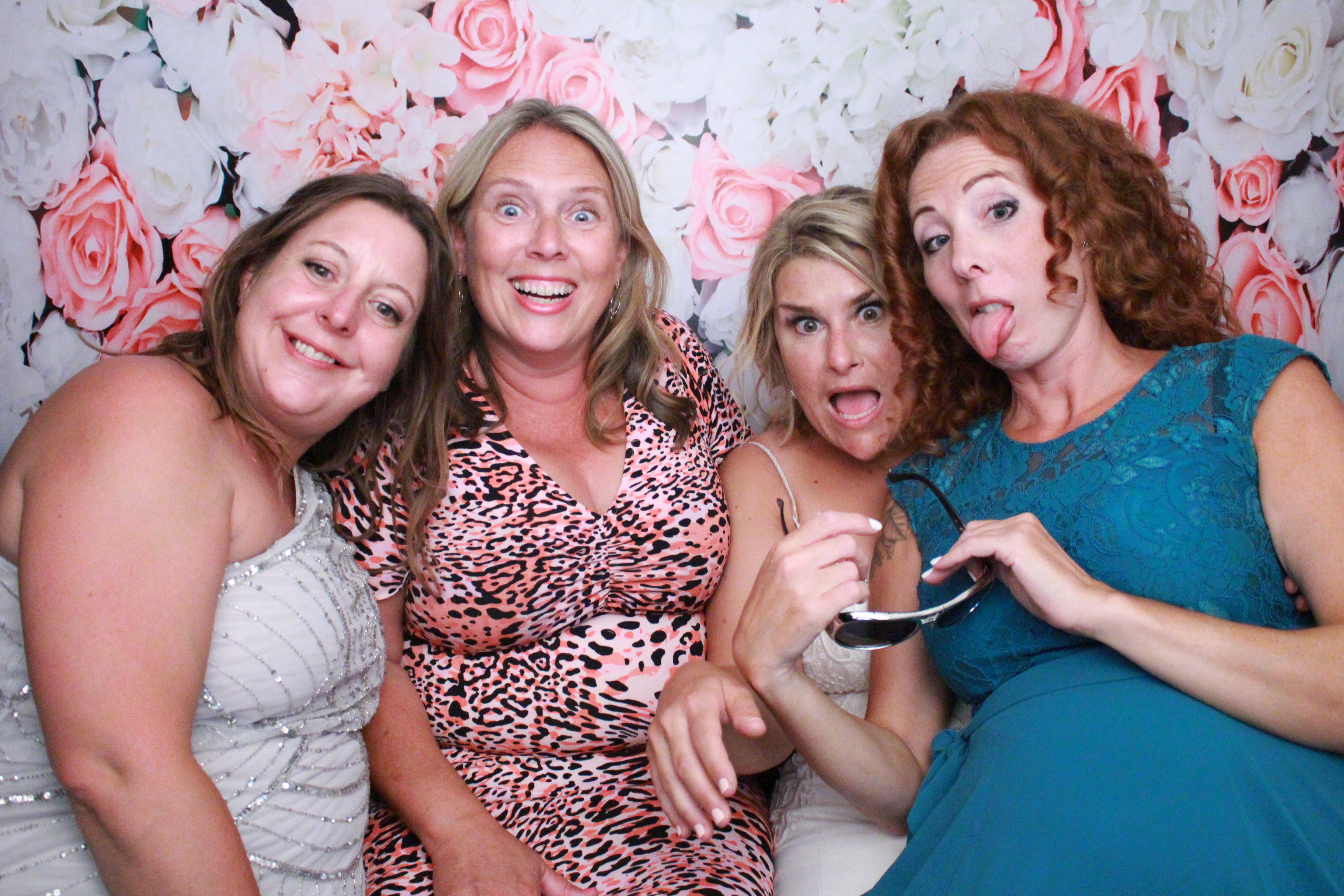 Caz & Geoff's Wedding  | View more photos from the event at gallery.myphotoboothexperience.co.uk/u/MyPhotoBoothExperienceLtd/Caz-Geoffs-Wedding