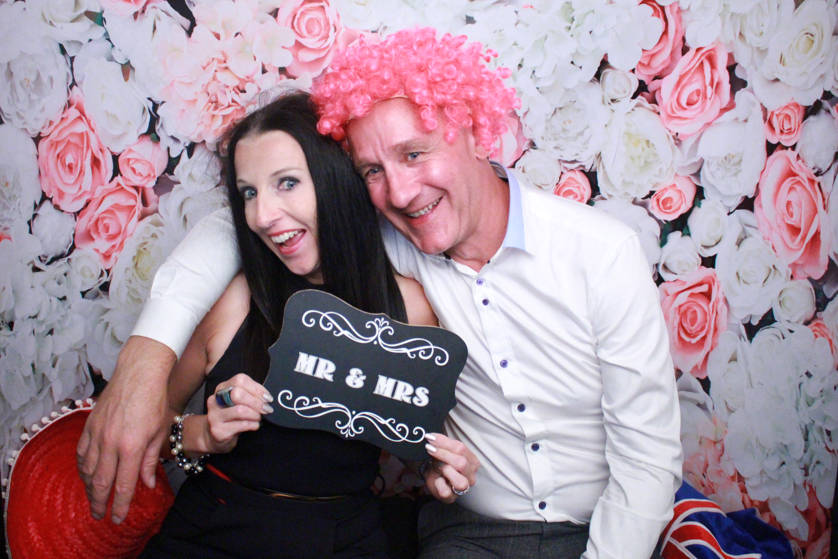 Caz & Geoff's Wedding  | View more photos from the event at gallery.myphotoboothexperience.co.uk/u/MyPhotoBoothExperienceLtd/Caz-Geoffs-Wedding