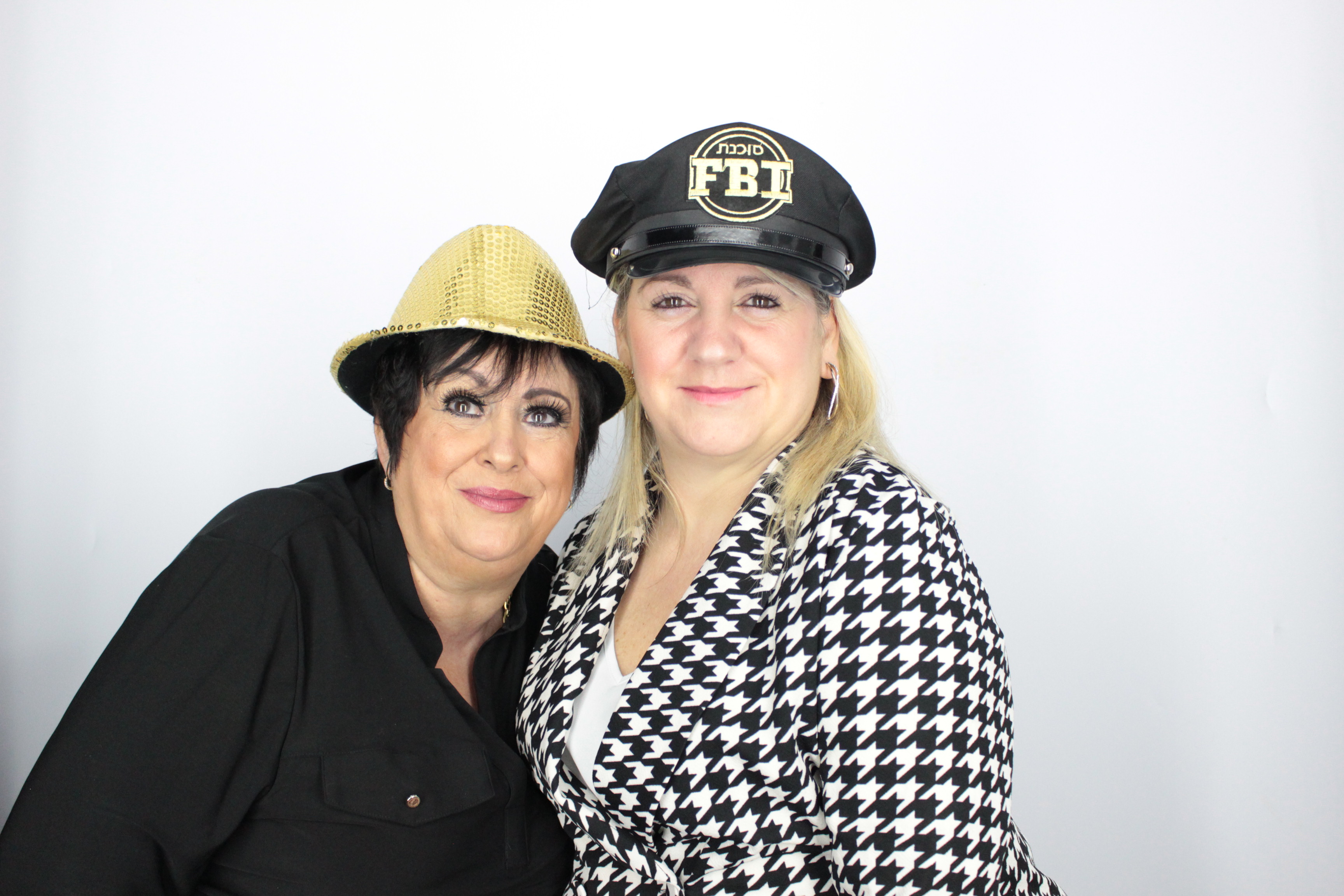 Charlotte's 30th Birthday | View more photos from the event at gallery.myphotoboothexperience.co.uk/u/MyPhotoBoothExperienceLtd/Charlottes-30th-Birthday