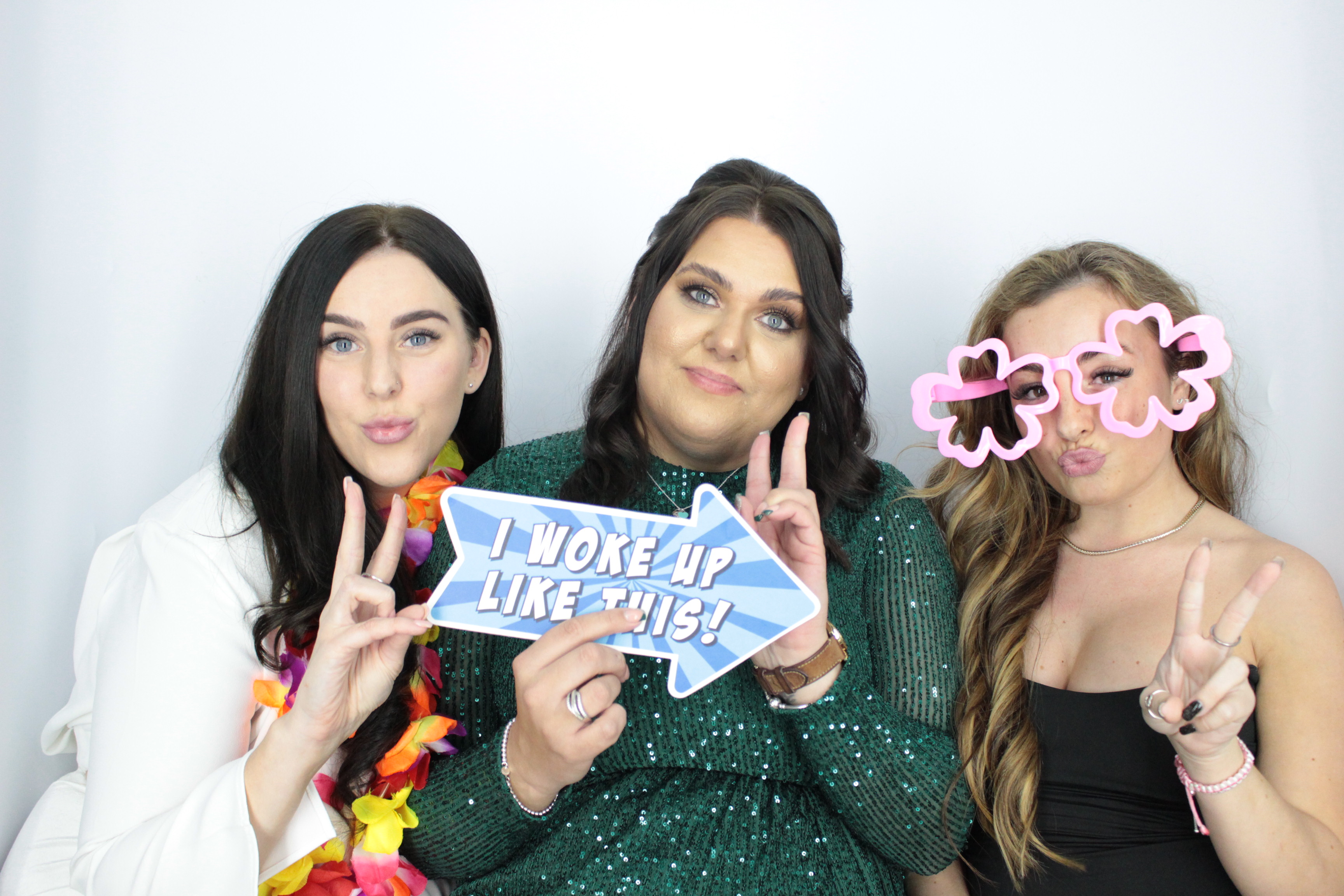 Charlotte's 30th Birthday | View more photos from the event at gallery.myphotoboothexperience.co.uk/u/MyPhotoBoothExperienceLtd/Charlottes-30th-Birthday