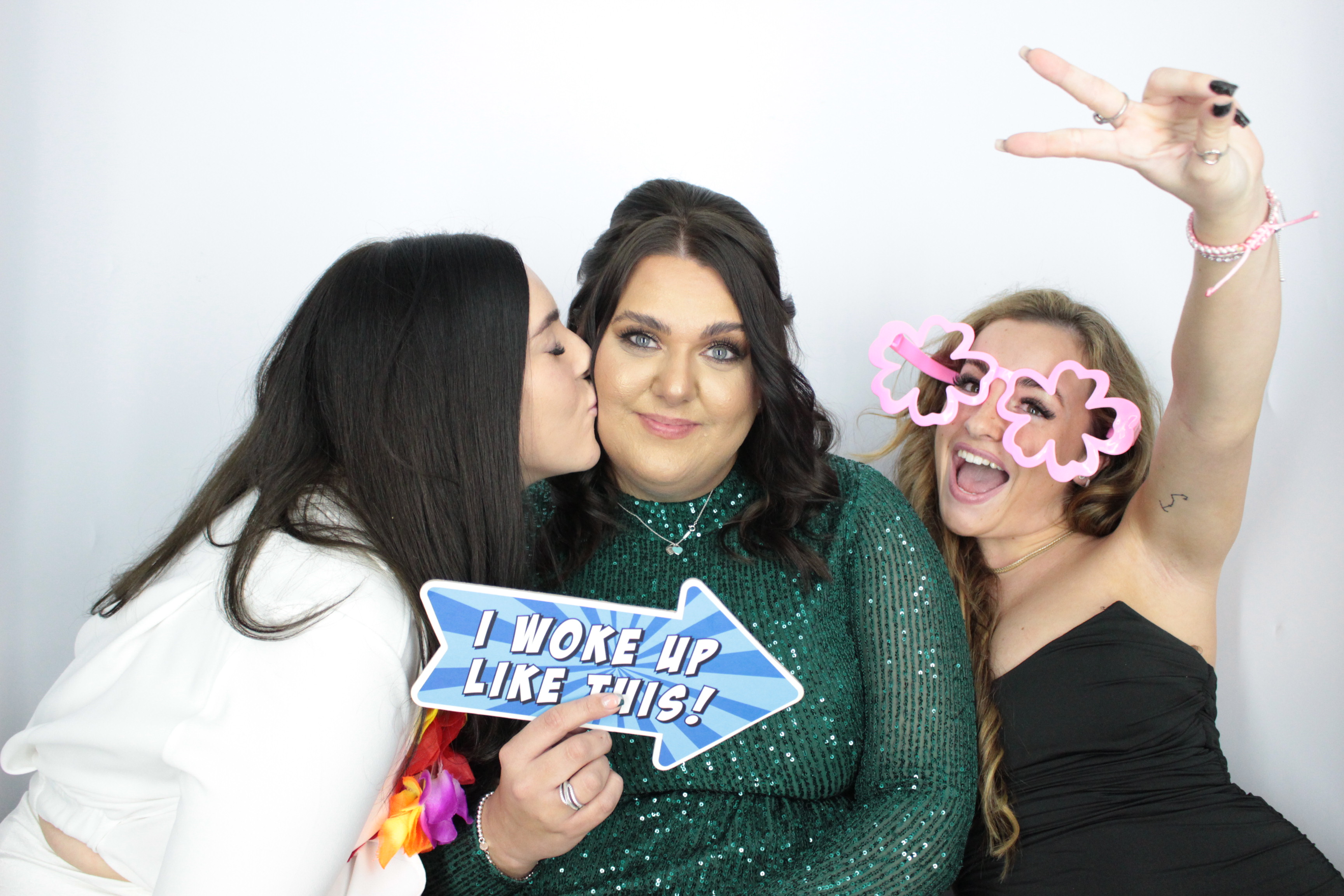 Charlotte's 30th Birthday | View more photos from the event at gallery.myphotoboothexperience.co.uk/u/MyPhotoBoothExperienceLtd/Charlottes-30th-Birthday