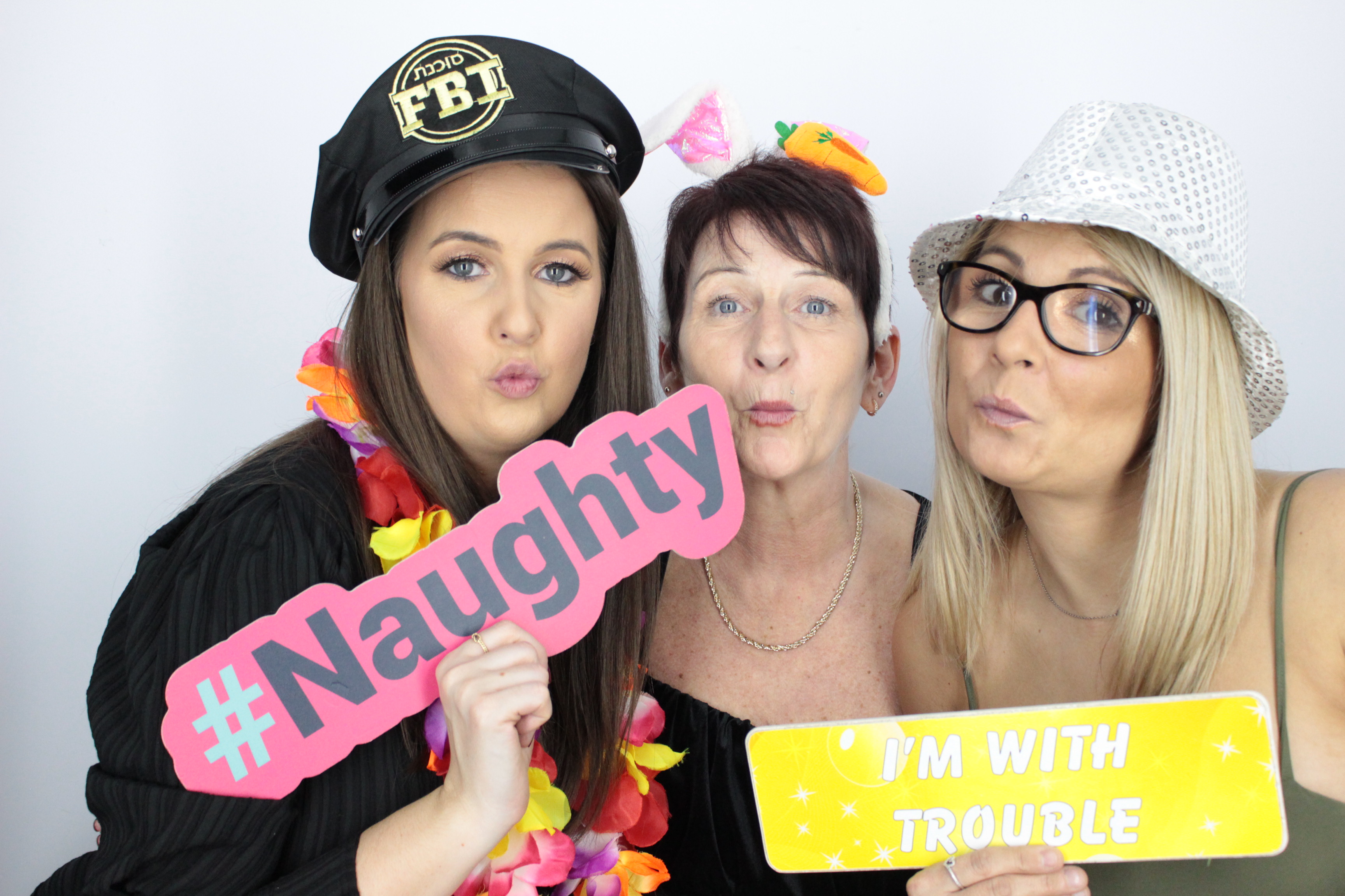 Charlotte's 30th Birthday | View more photos from the event at gallery.myphotoboothexperience.co.uk/u/MyPhotoBoothExperienceLtd/Charlottes-30th-Birthday