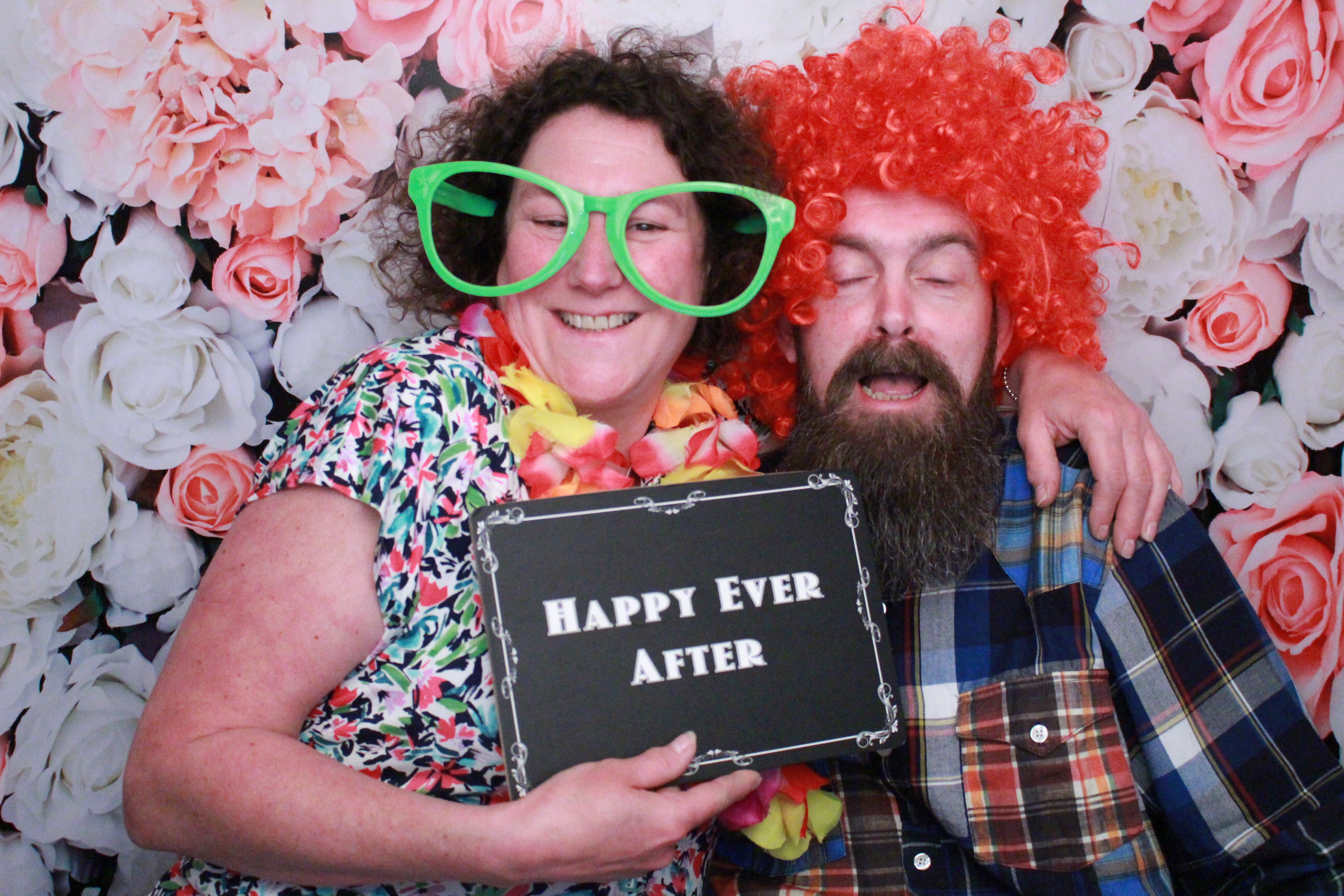 Dan & Kelly's Wedding  | View more photos from the event at gallery.myphotoboothexperience.co.uk/u/MyPhotoBoothExperienceLtd/Dan-Kellys-Wedding