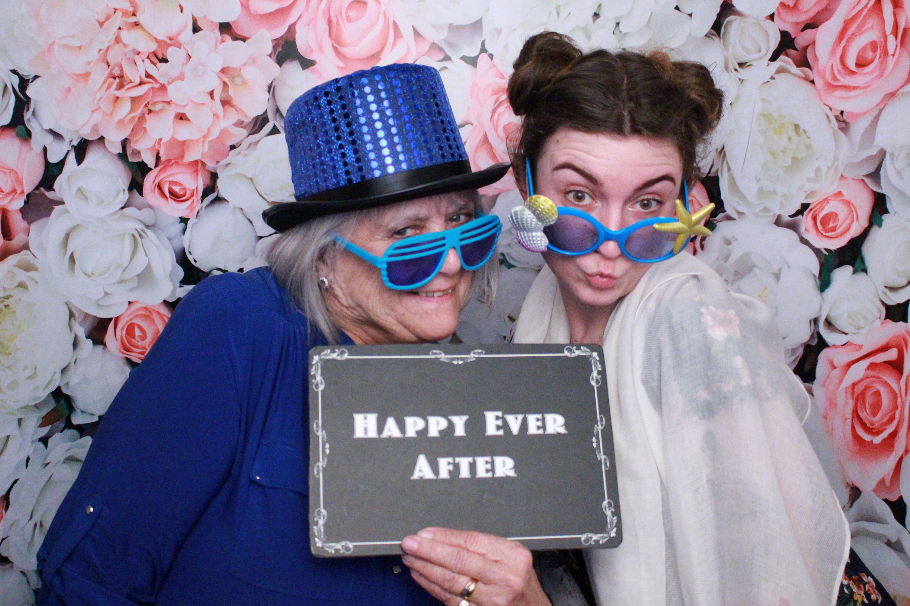 Dan & Kelly's Wedding  | View more photos from the event at gallery.myphotoboothexperience.co.uk/u/MyPhotoBoothExperienceLtd/Dan-Kellys-Wedding