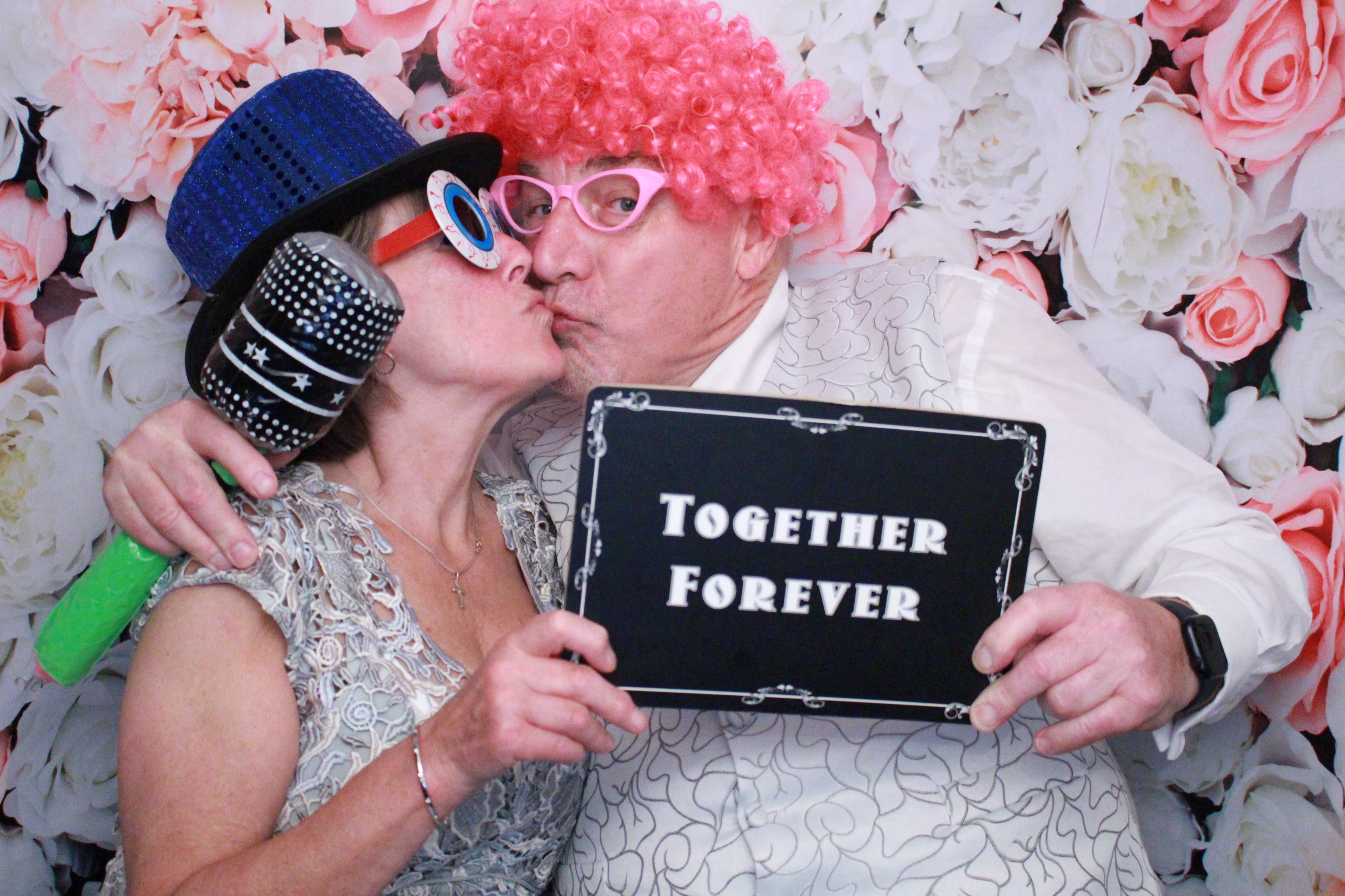 Dan & Kelly's Wedding  | View more photos from the event at gallery.myphotoboothexperience.co.uk/u/MyPhotoBoothExperienceLtd/Dan-Kellys-Wedding