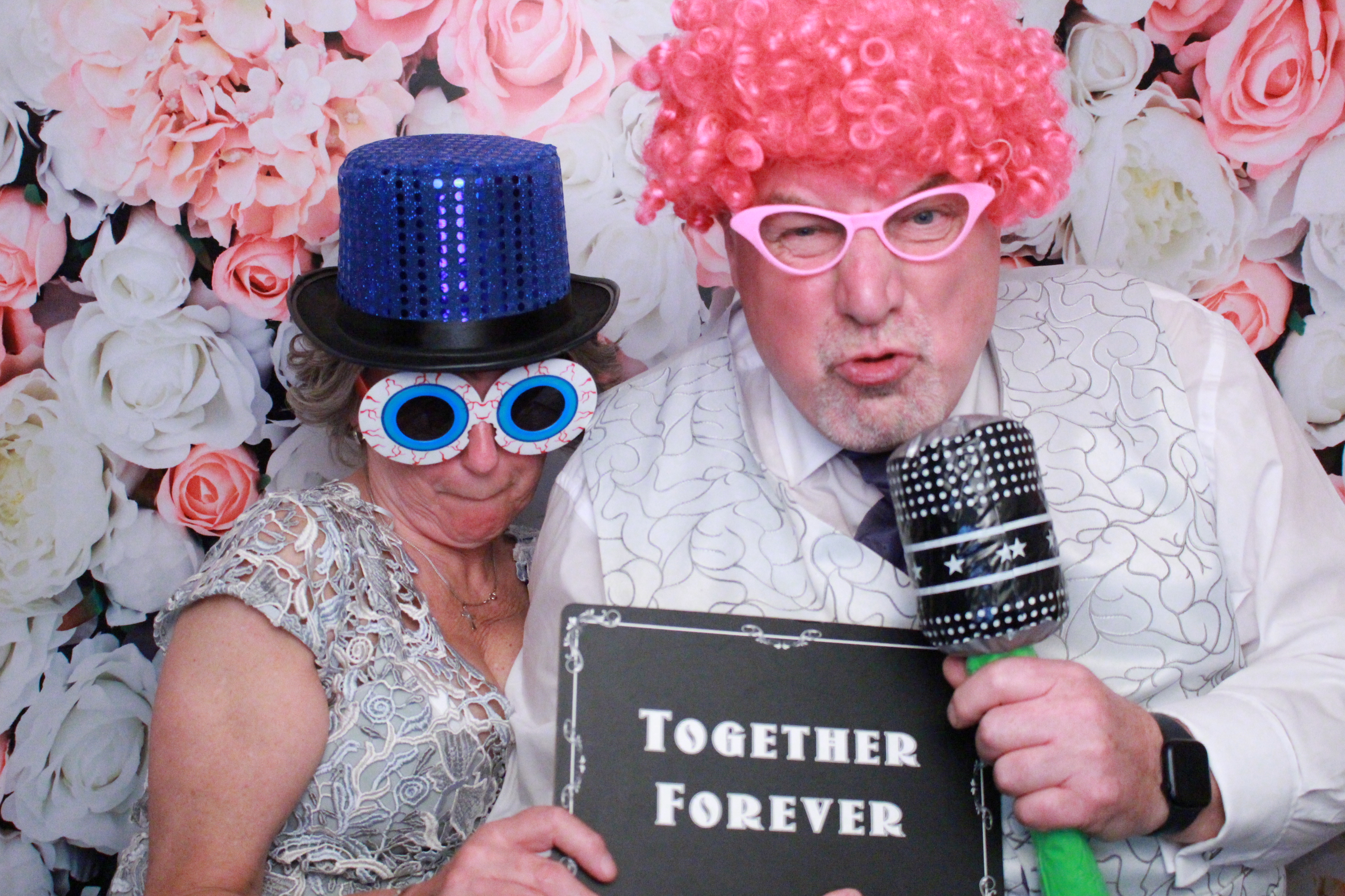 Dan & Kelly's Wedding  | View more photos from the event at gallery.myphotoboothexperience.co.uk/u/MyPhotoBoothExperienceLtd/Dan-Kellys-Wedding