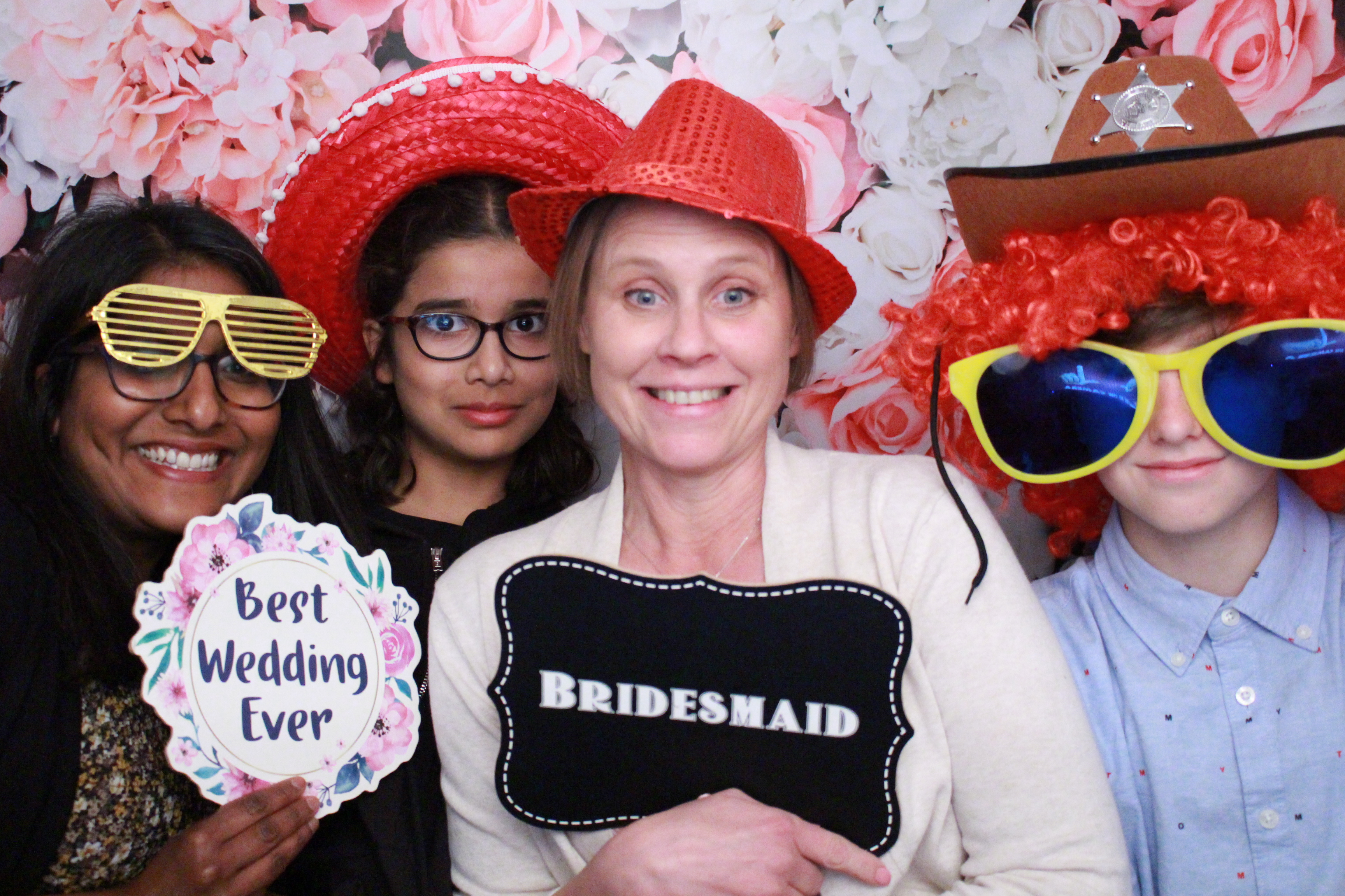 Dan & Kelly's Wedding  | View more photos from the event at gallery.myphotoboothexperience.co.uk/u/MyPhotoBoothExperienceLtd/Dan-Kellys-Wedding