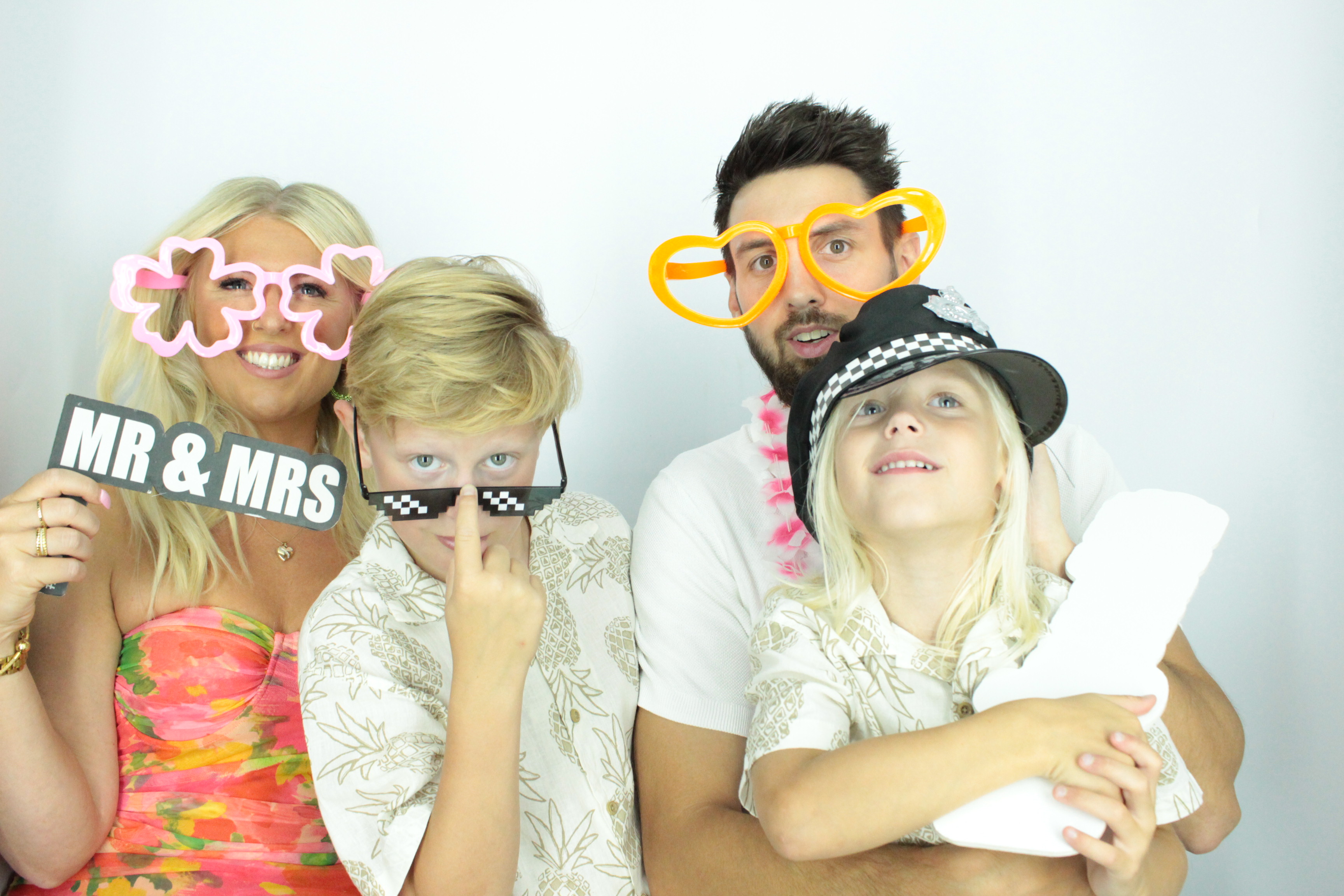 Darnton Wedding  | View more photos from the event at gallery.myphotoboothexperience.co.uk/u/MyPhotoBoothExperienceLtd/Darnton-Wedding