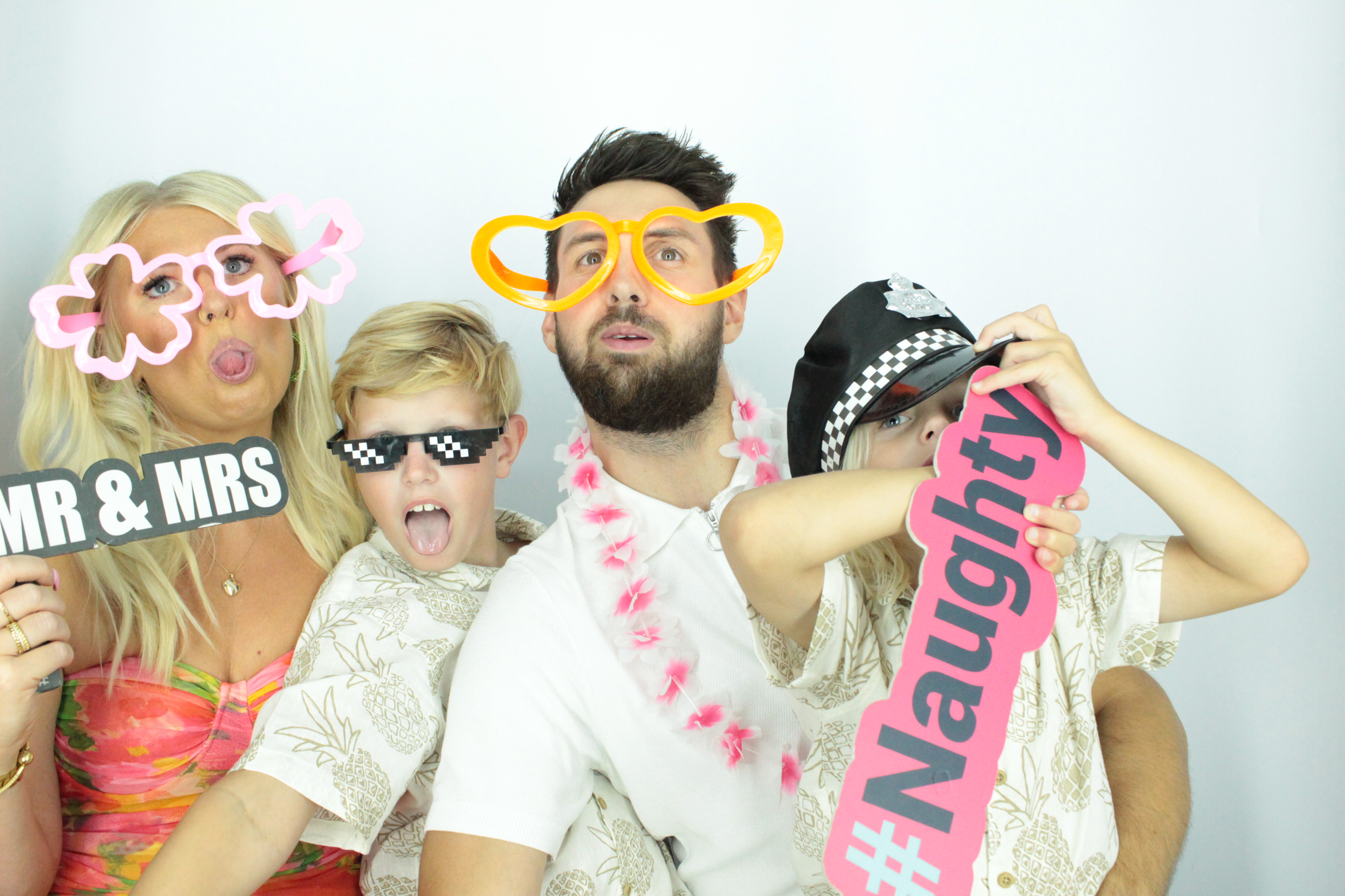 Darnton Wedding  | View more photos from the event at gallery.myphotoboothexperience.co.uk/u/MyPhotoBoothExperienceLtd/Darnton-Wedding