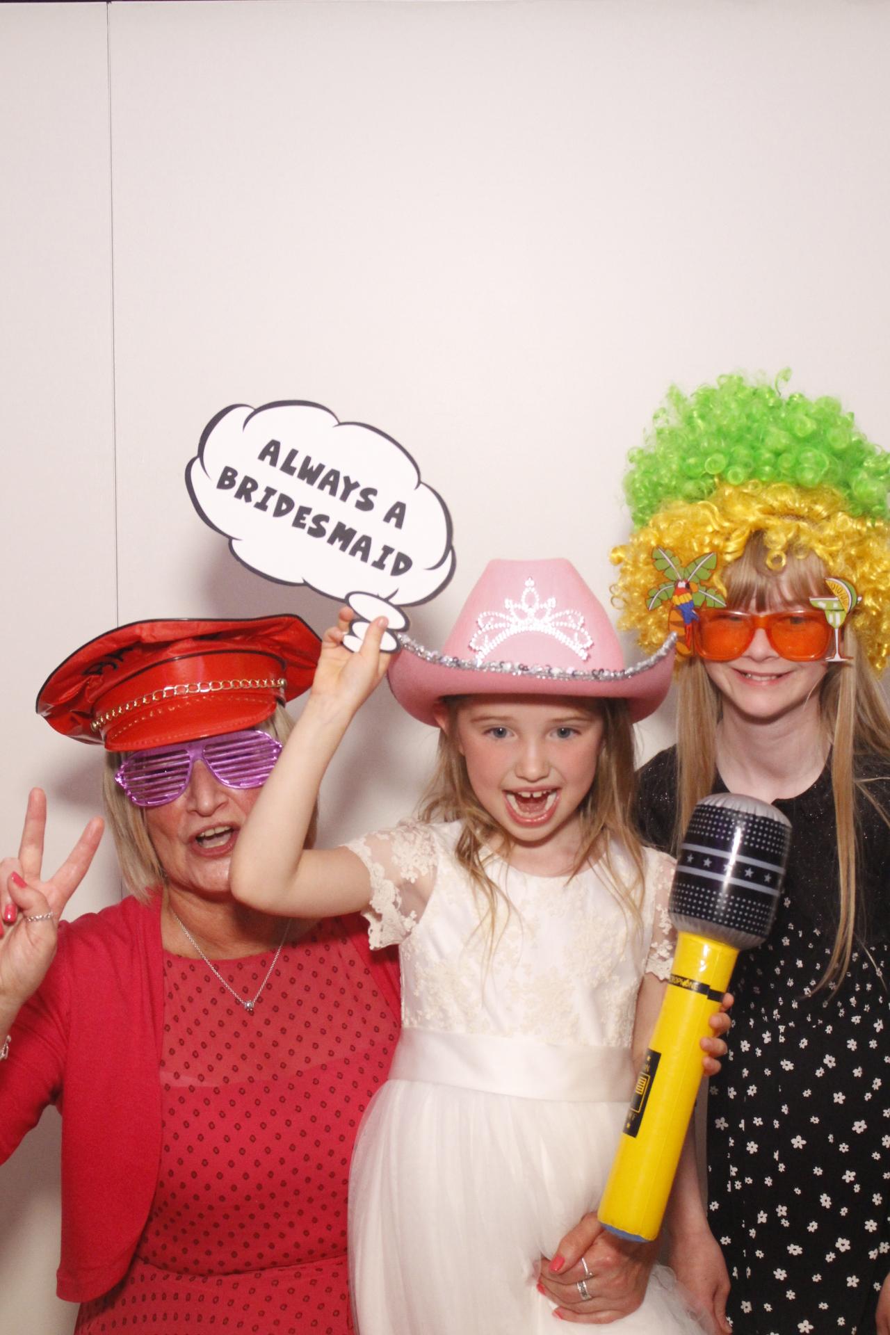Emily & Angus's Wedding  | View more photos from the event at gallery.myphotoboothexperience.co.uk/u/MyPhotoBoothExperienceLtd/Emily-Anguss-Wedding