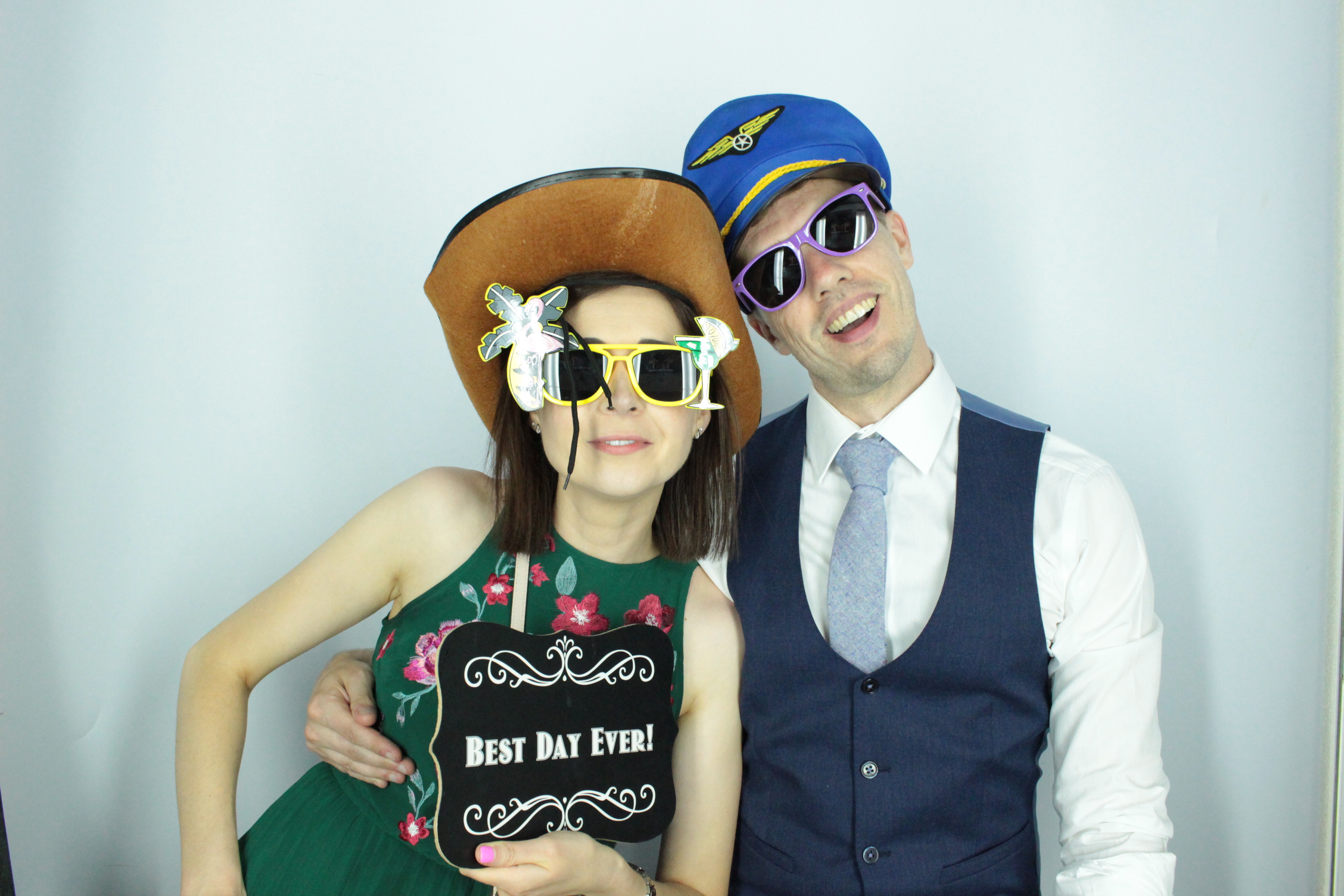Faye & Sean | View more photos from the event at gallery.myphotoboothexperience.co.uk/u/MyPhotoBoothExperienceLtd/Faye-Sean
