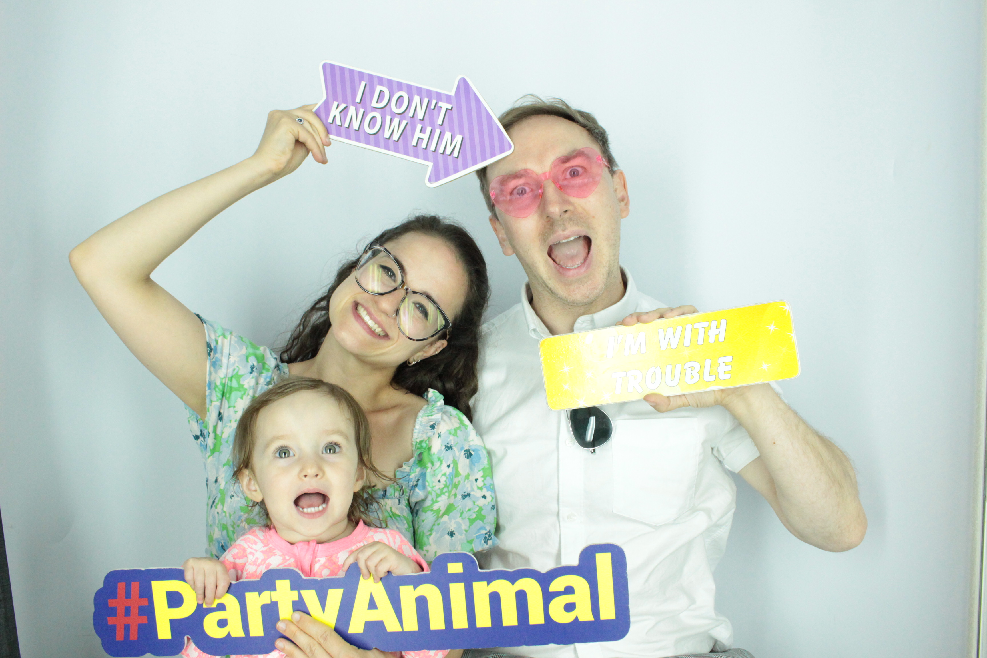 Faye & Sean | View more photos from the event at gallery.myphotoboothexperience.co.uk/u/MyPhotoBoothExperienceLtd/Faye-Sean
