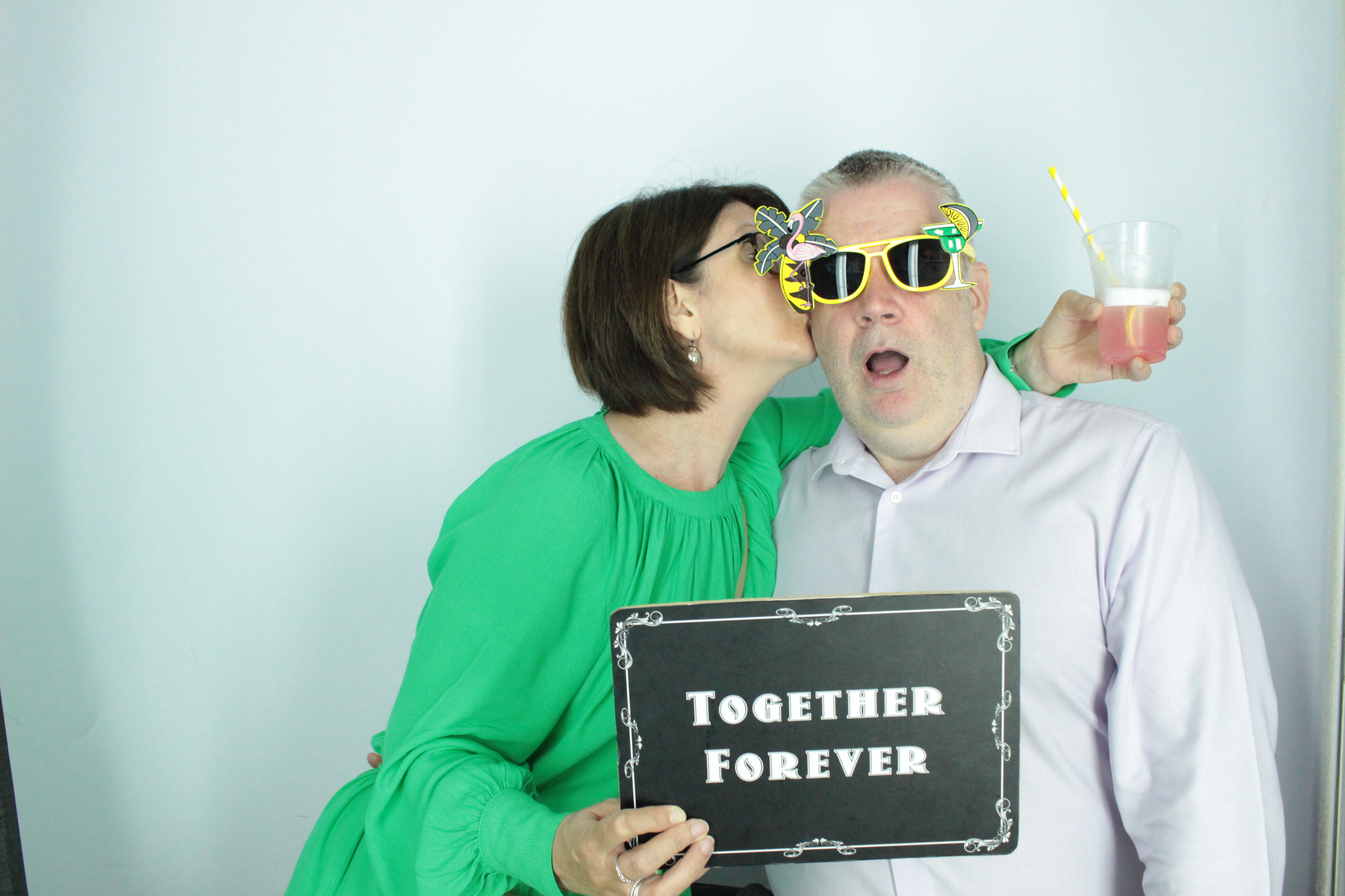Faye & Sean | View more photos from the event at gallery.myphotoboothexperience.co.uk/u/MyPhotoBoothExperienceLtd/Faye-Sean