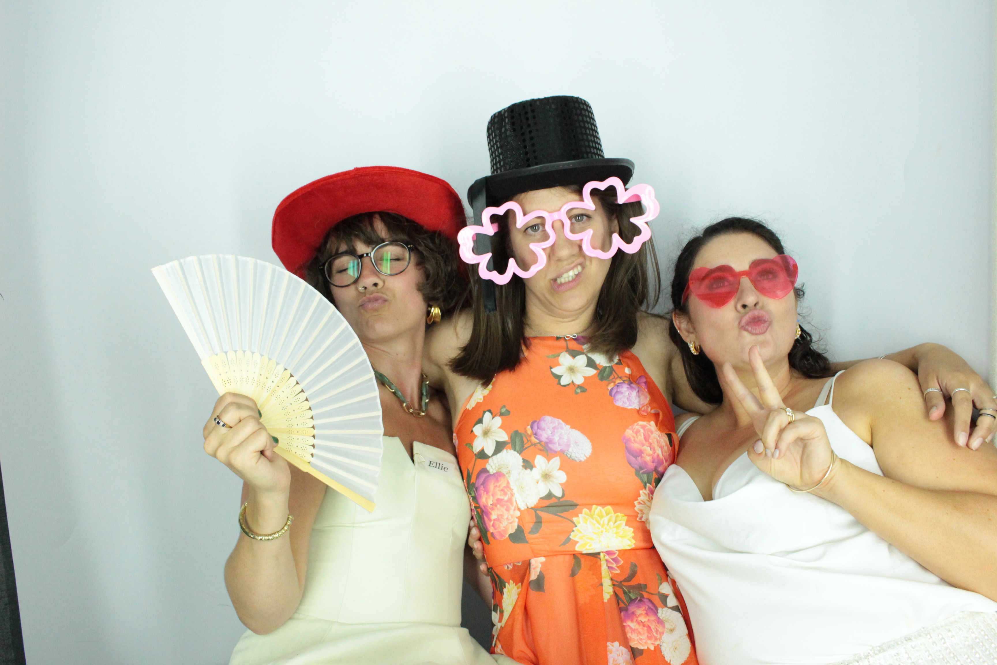 Faye & Sean | View more photos from the event at gallery.myphotoboothexperience.co.uk/u/MyPhotoBoothExperienceLtd/Faye-Sean