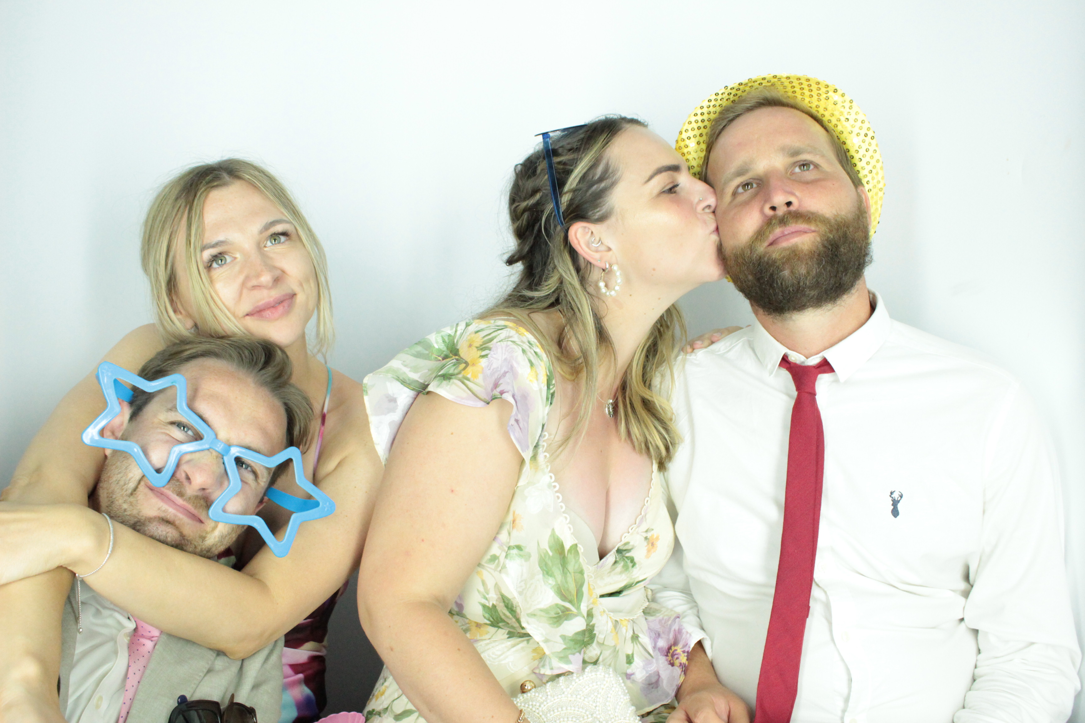 Faye & Sean | View more photos from the event at gallery.myphotoboothexperience.co.uk/u/MyPhotoBoothExperienceLtd/Faye-Sean