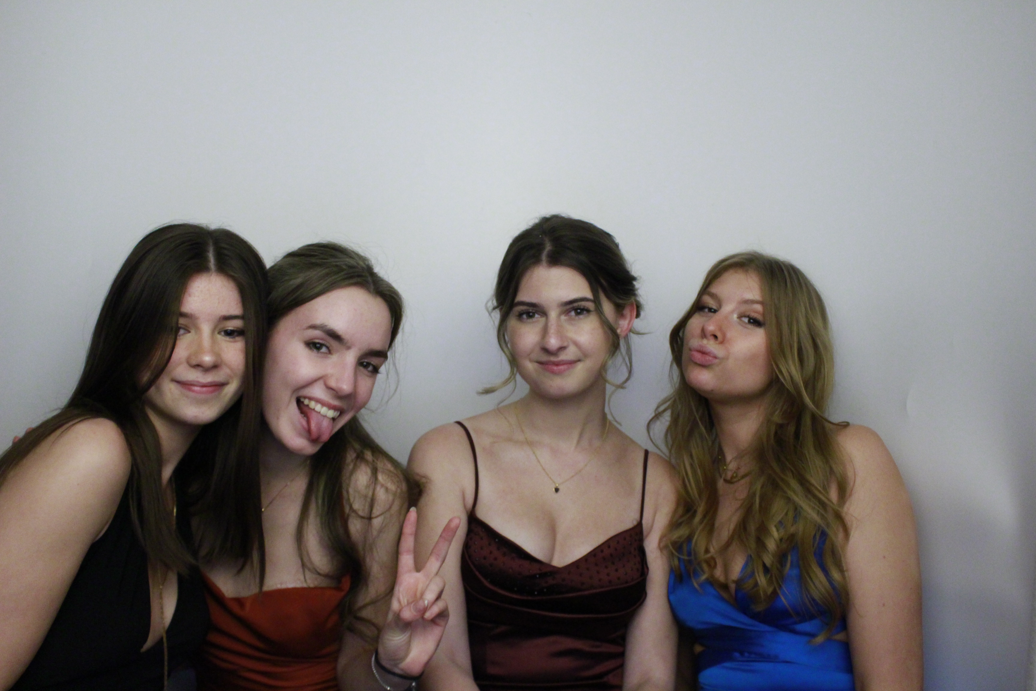 Fullbrook Leavers Party | View more photos from the event at gallery.myphotoboothexperience.co.uk/u/MyPhotoBoothExperienceLtd/Fullbrook-Leavers-Party