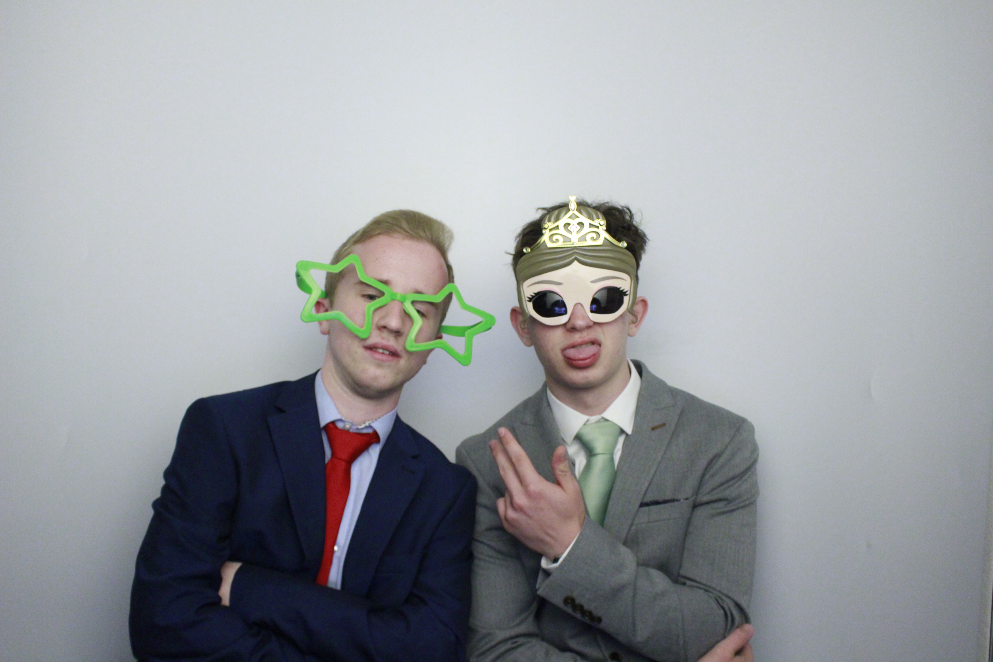 Fullbrook Leavers Party | View more photos from the event at gallery.myphotoboothexperience.co.uk/u/MyPhotoBoothExperienceLtd/Fullbrook-Leavers-Party