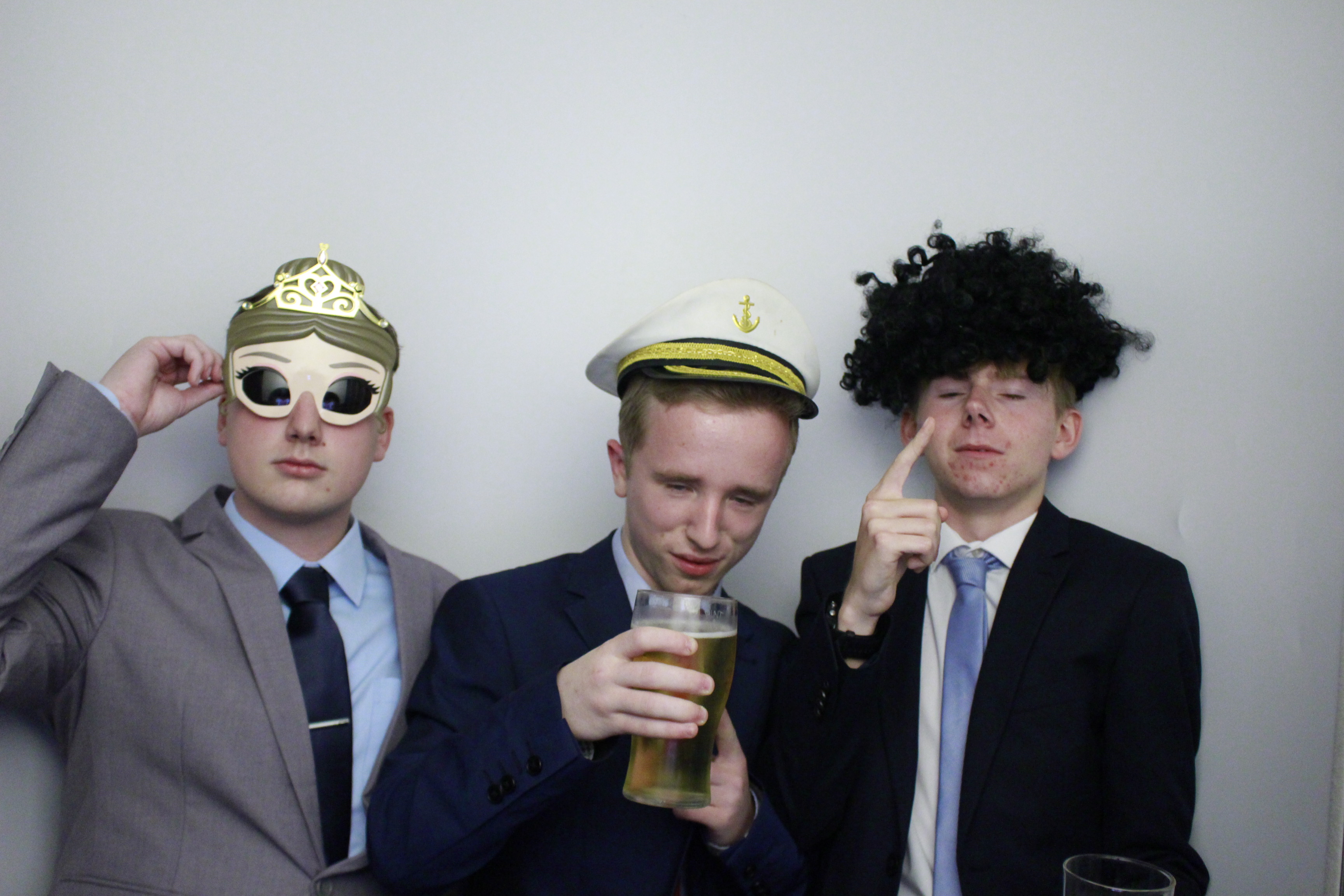 Fullbrook Leavers Party | View more photos from the event at gallery.myphotoboothexperience.co.uk/u/MyPhotoBoothExperienceLtd/Fullbrook-Leavers-Party