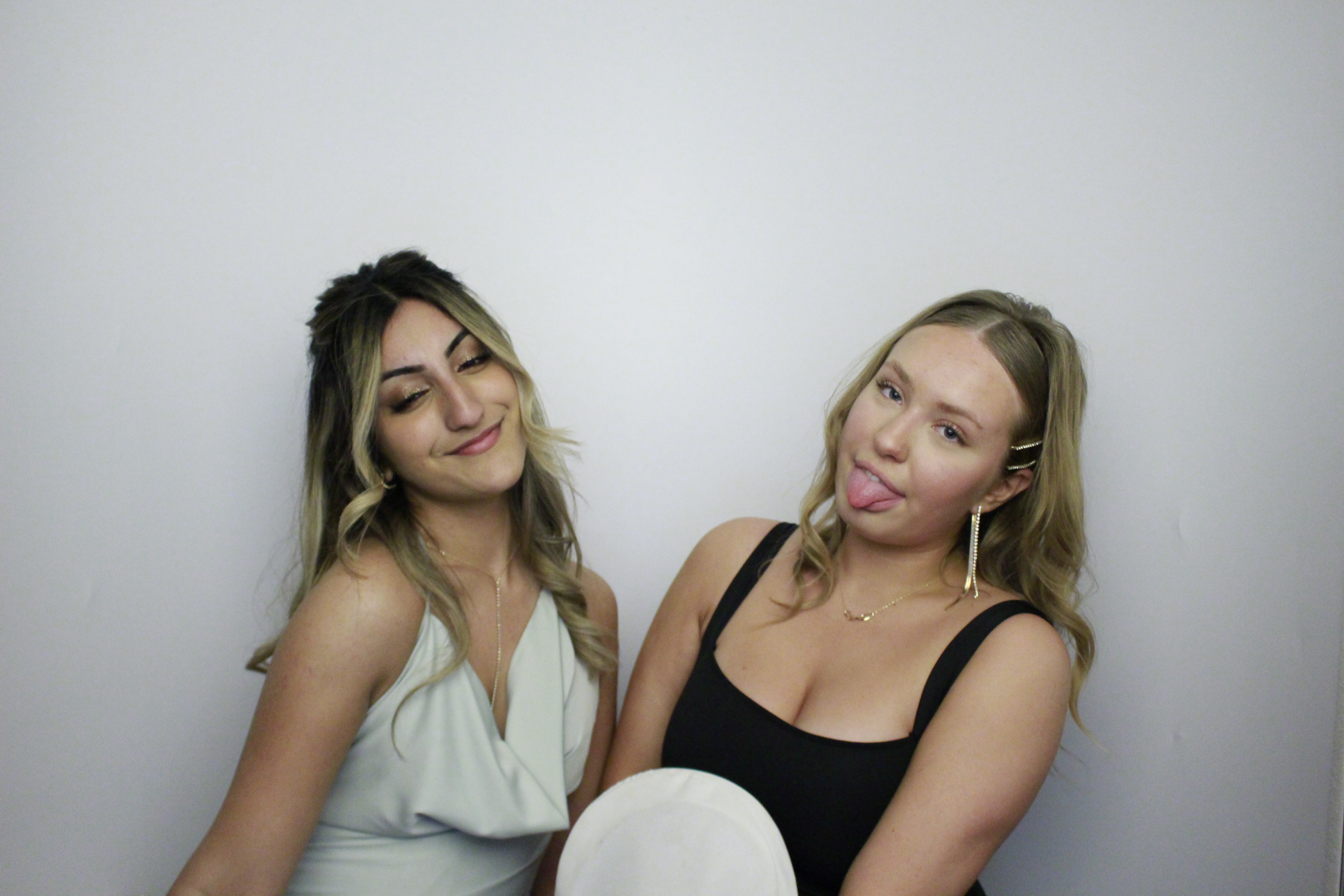 Fullbrook Leavers Party | View more photos from the event at gallery.myphotoboothexperience.co.uk/u/MyPhotoBoothExperienceLtd/Fullbrook-Leavers-Party