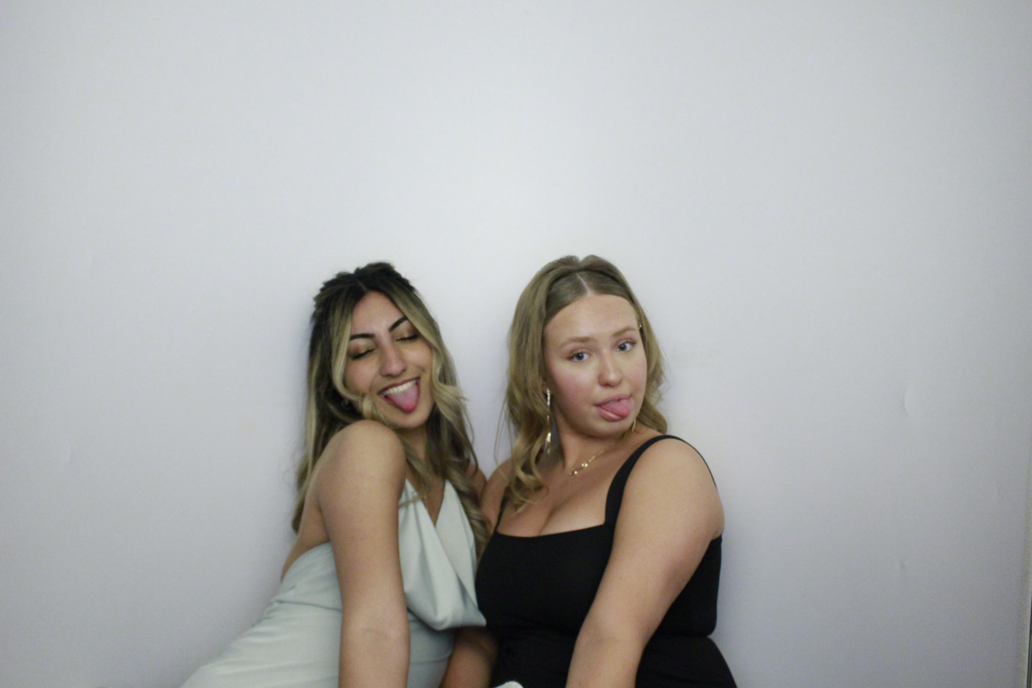 Fullbrook Leavers Party | View more photos from the event at gallery.myphotoboothexperience.co.uk/u/MyPhotoBoothExperienceLtd/Fullbrook-Leavers-Party