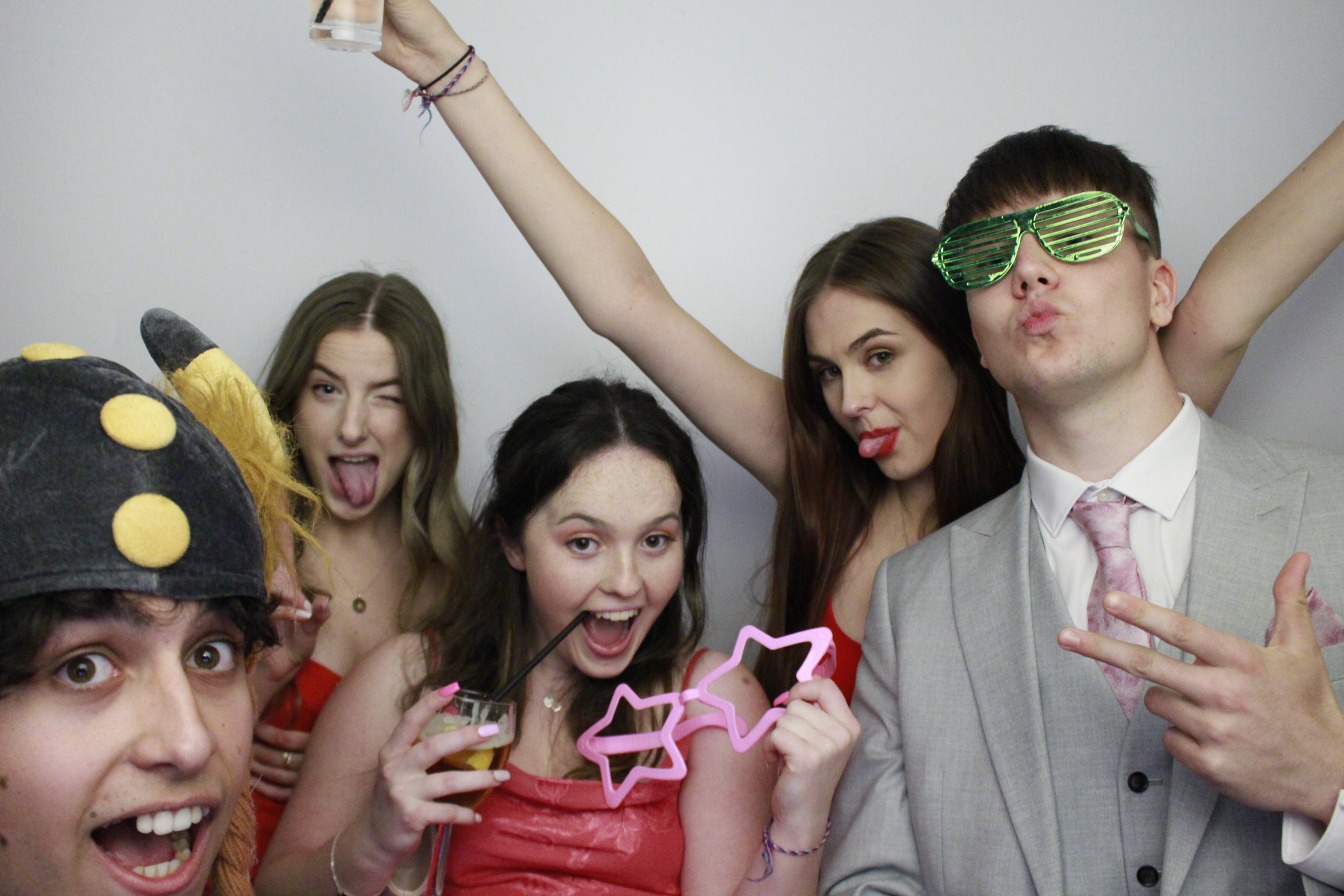 Fullbrook Leavers Party | View more photos from the event at gallery.myphotoboothexperience.co.uk/u/MyPhotoBoothExperienceLtd/Fullbrook-Leavers-Party