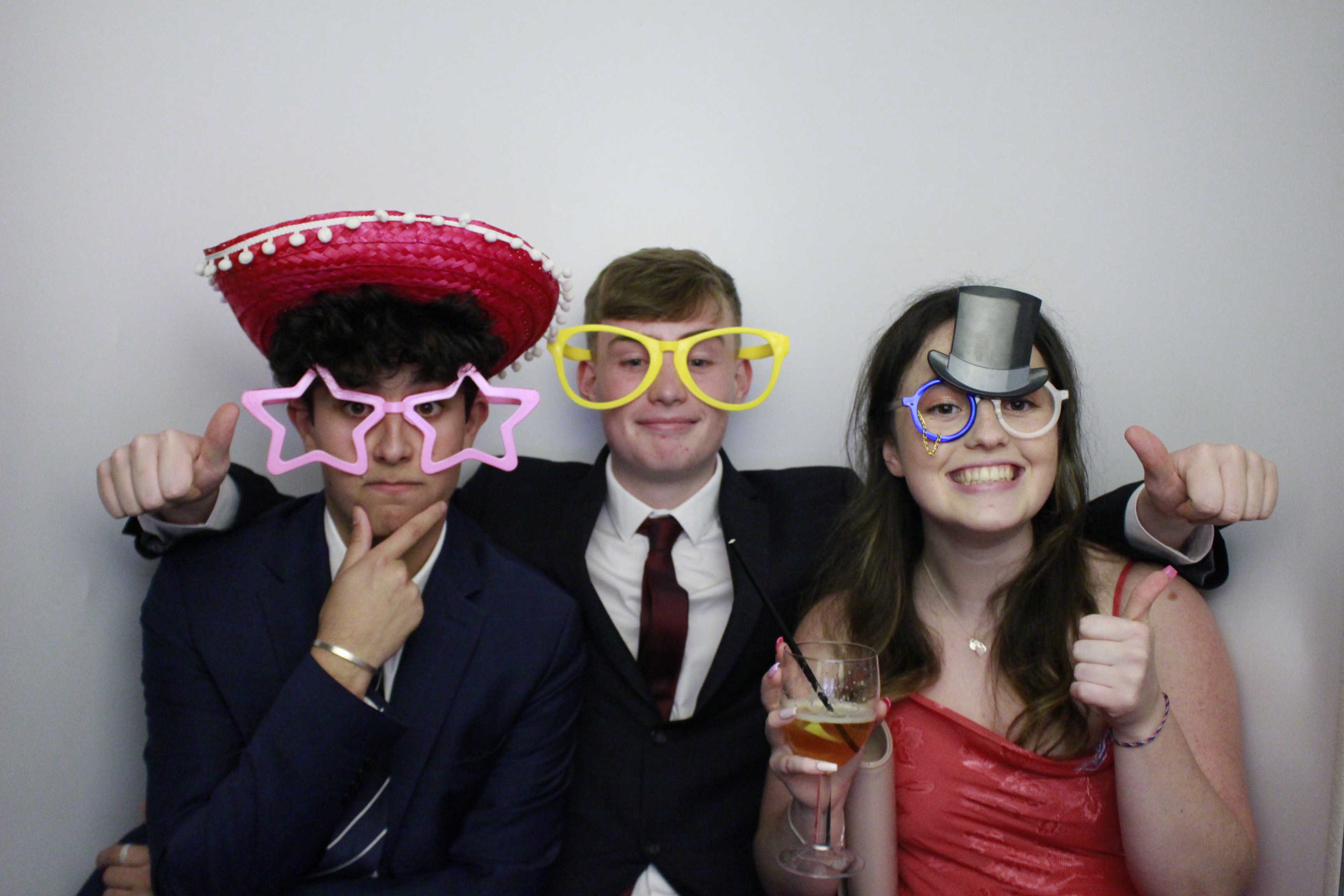 Fullbrook Leavers Party | View more photos from the event at gallery.myphotoboothexperience.co.uk/u/MyPhotoBoothExperienceLtd/Fullbrook-Leavers-Party