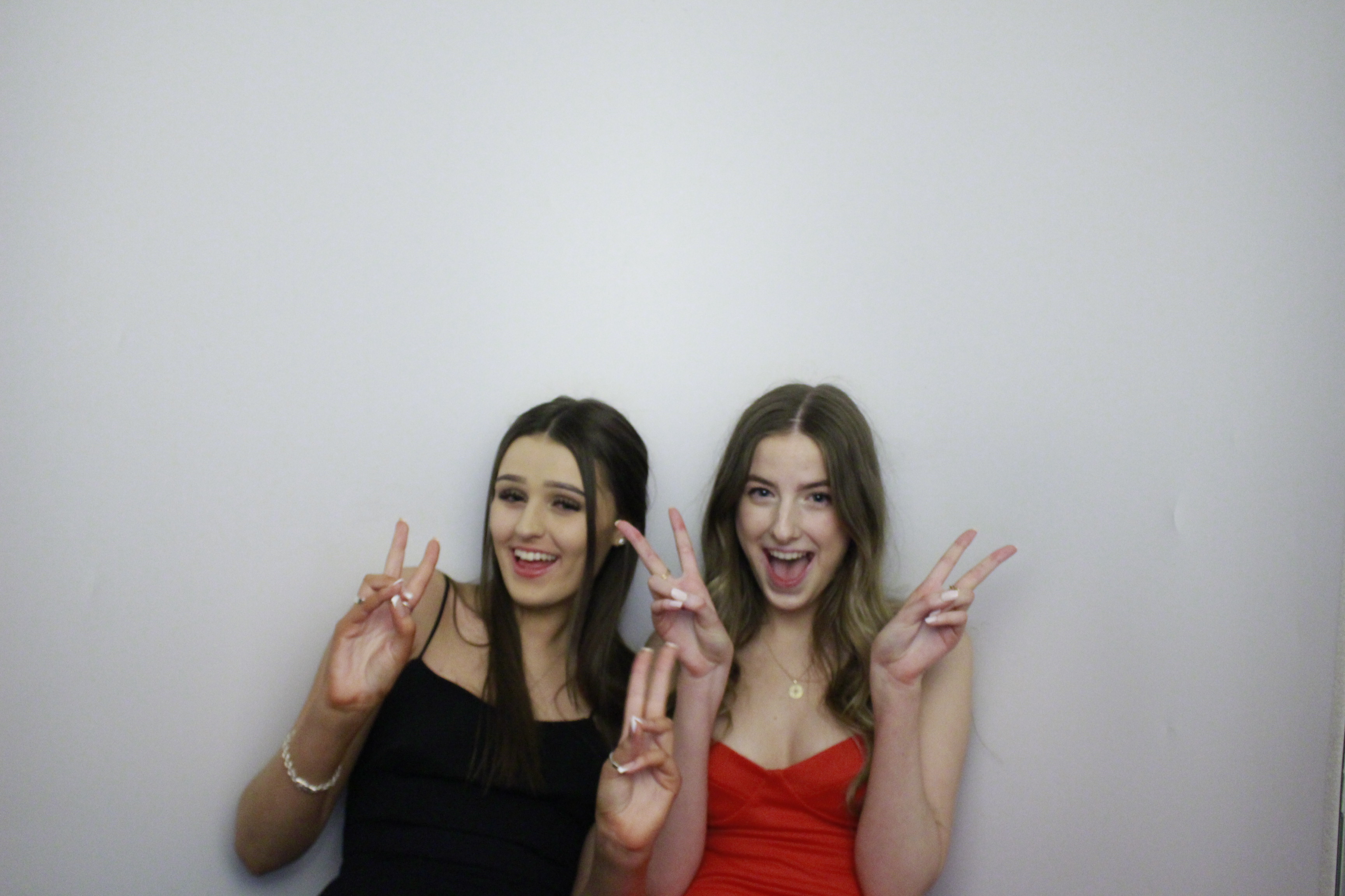 Fullbrook Leavers Party | View more photos from the event at gallery.myphotoboothexperience.co.uk/u/MyPhotoBoothExperienceLtd/Fullbrook-Leavers-Party