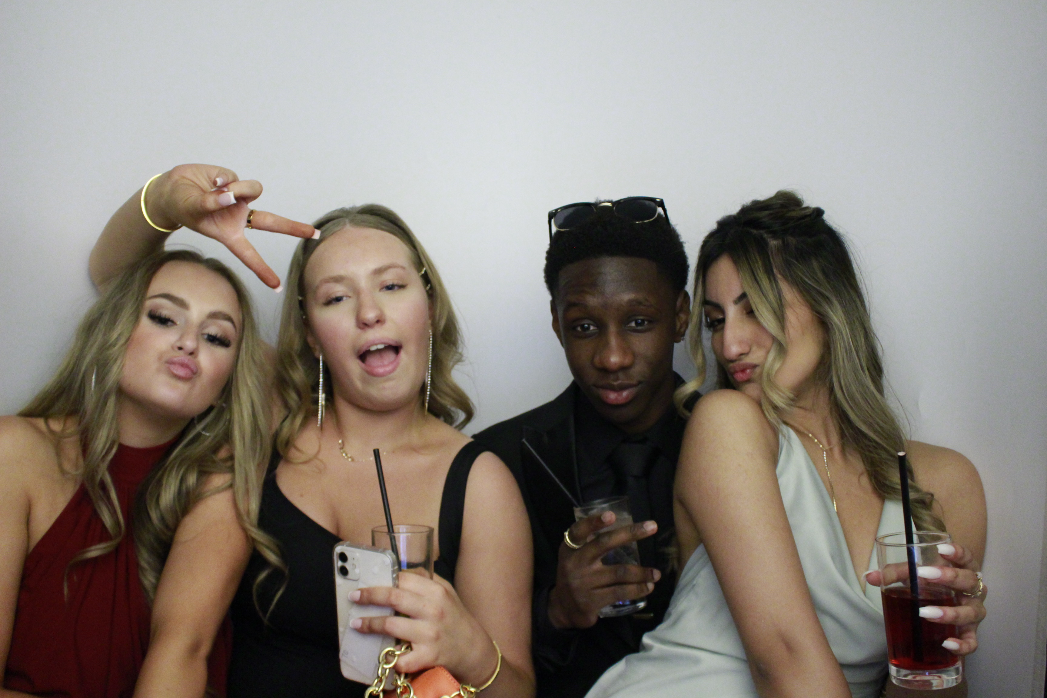 Fullbrook Leavers Party | View more photos from the event at gallery.myphotoboothexperience.co.uk/u/MyPhotoBoothExperienceLtd/Fullbrook-Leavers-Party