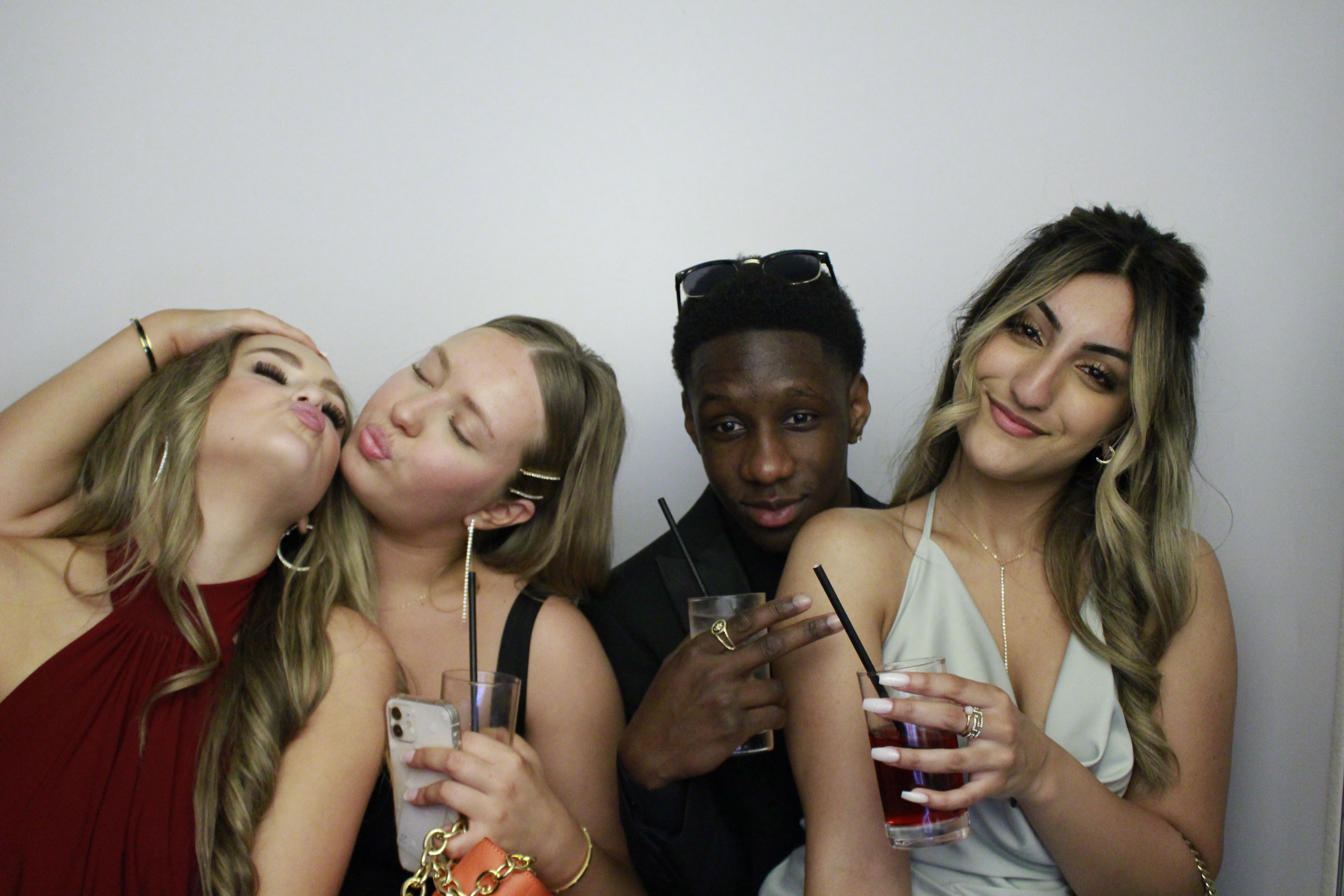 Fullbrook Leavers Party | View more photos from the event at gallery.myphotoboothexperience.co.uk/u/MyPhotoBoothExperienceLtd/Fullbrook-Leavers-Party