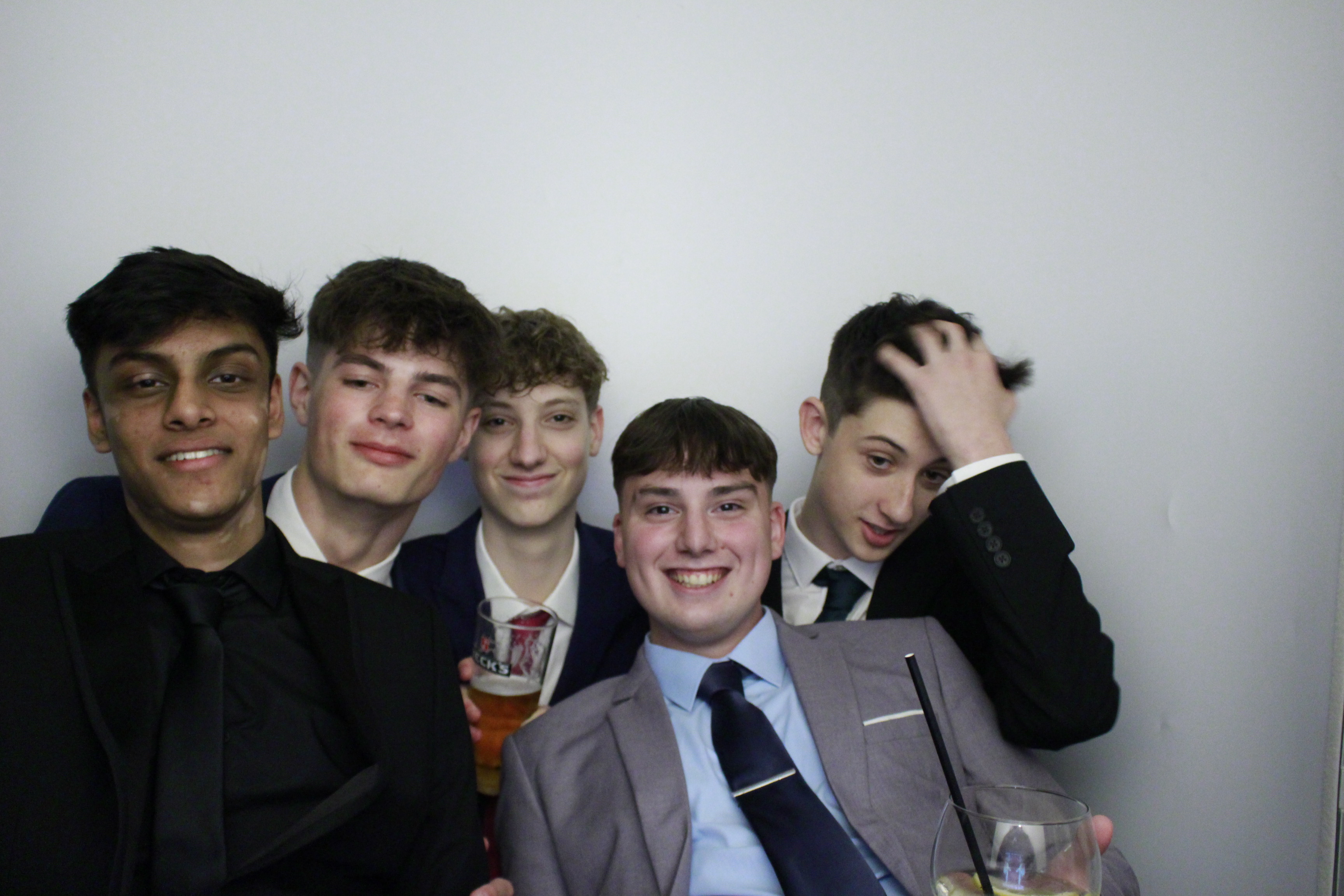 Fullbrook Leavers Party | View more photos from the event at gallery.myphotoboothexperience.co.uk/u/MyPhotoBoothExperienceLtd/Fullbrook-Leavers-Party