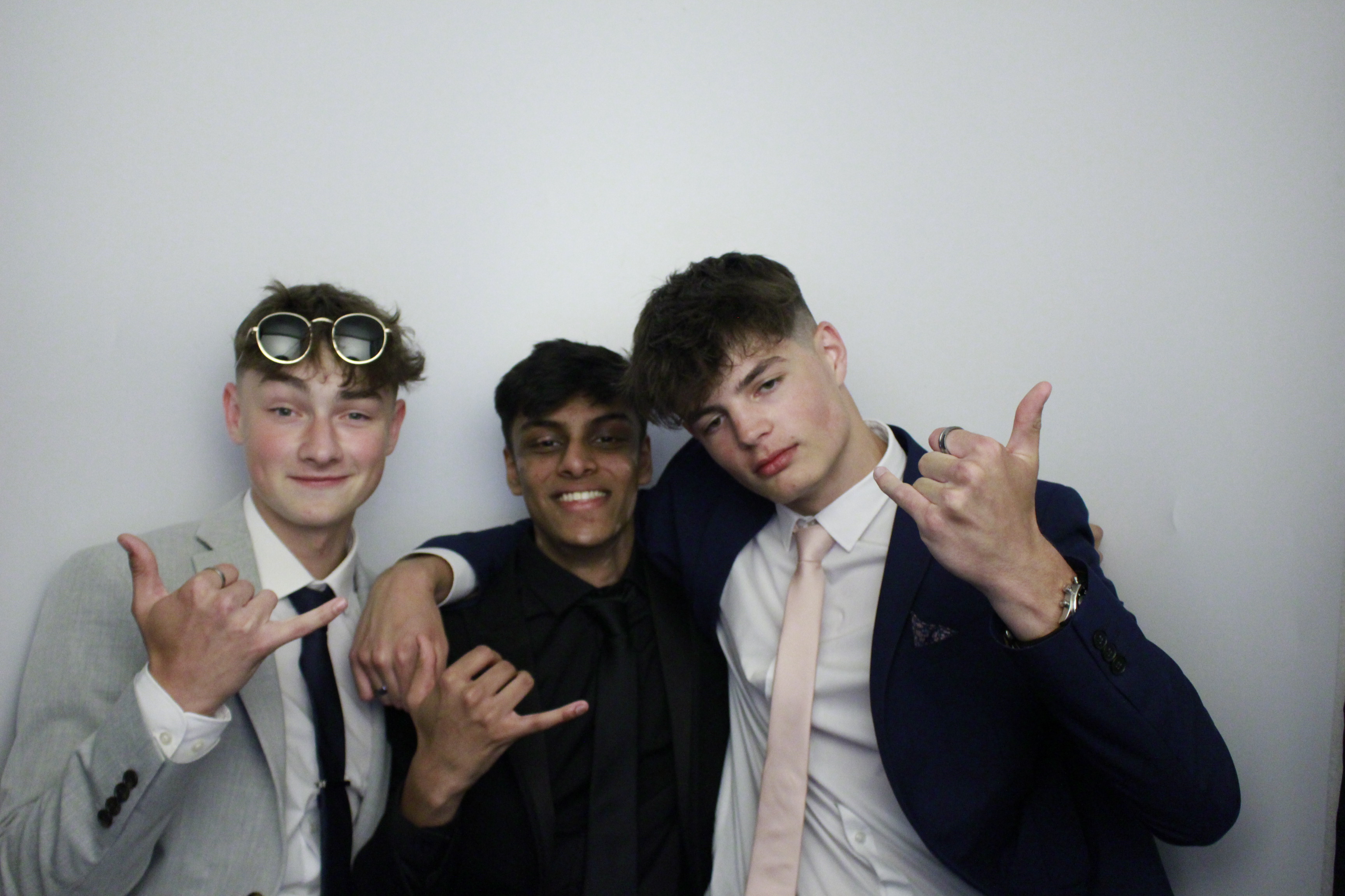 Fullbrook Leavers Party | View more photos from the event at gallery.myphotoboothexperience.co.uk/u/MyPhotoBoothExperienceLtd/Fullbrook-Leavers-Party