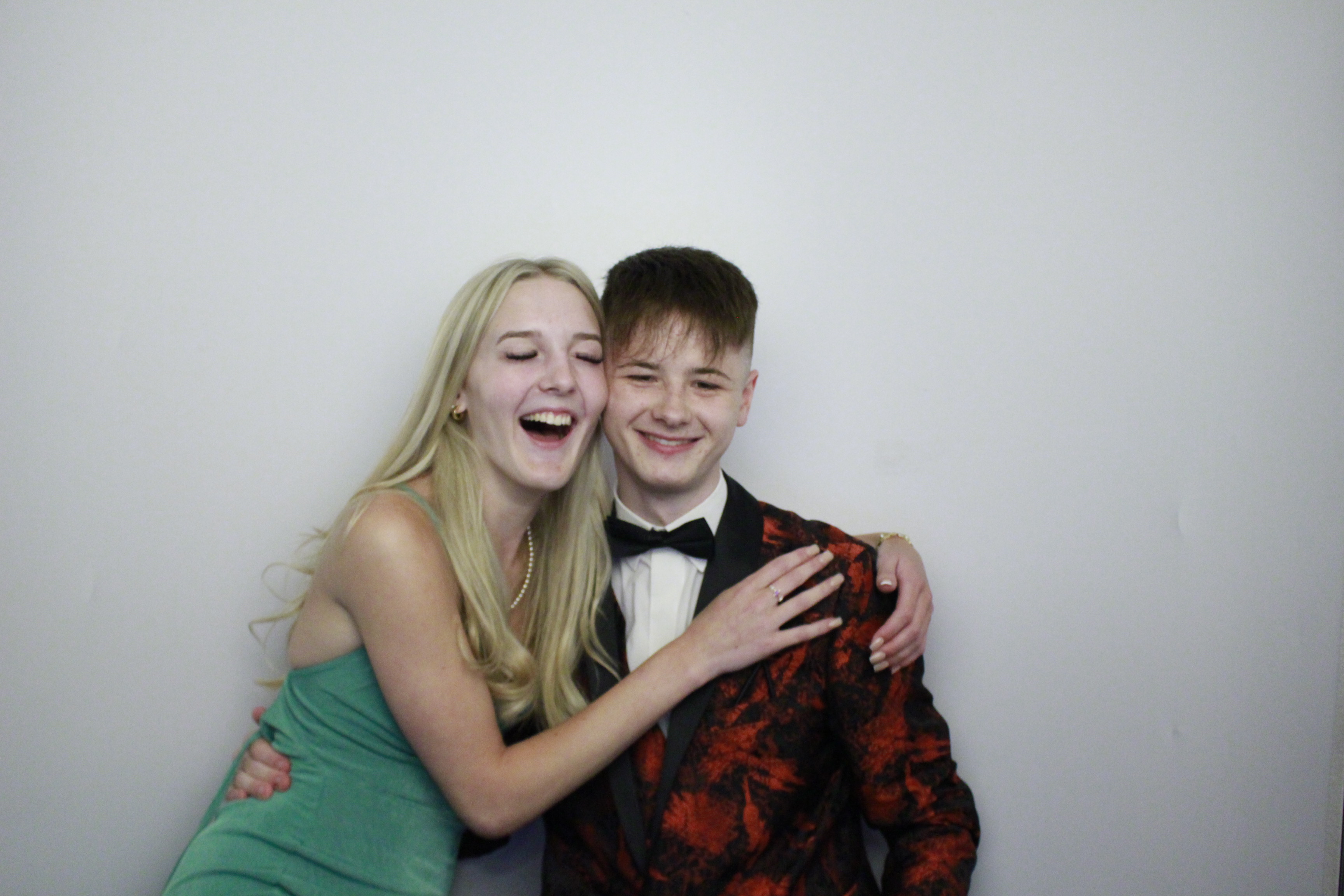 Fullbrook Leavers Party | View more photos from the event at gallery.myphotoboothexperience.co.uk/u/MyPhotoBoothExperienceLtd/Fullbrook-Leavers-Party