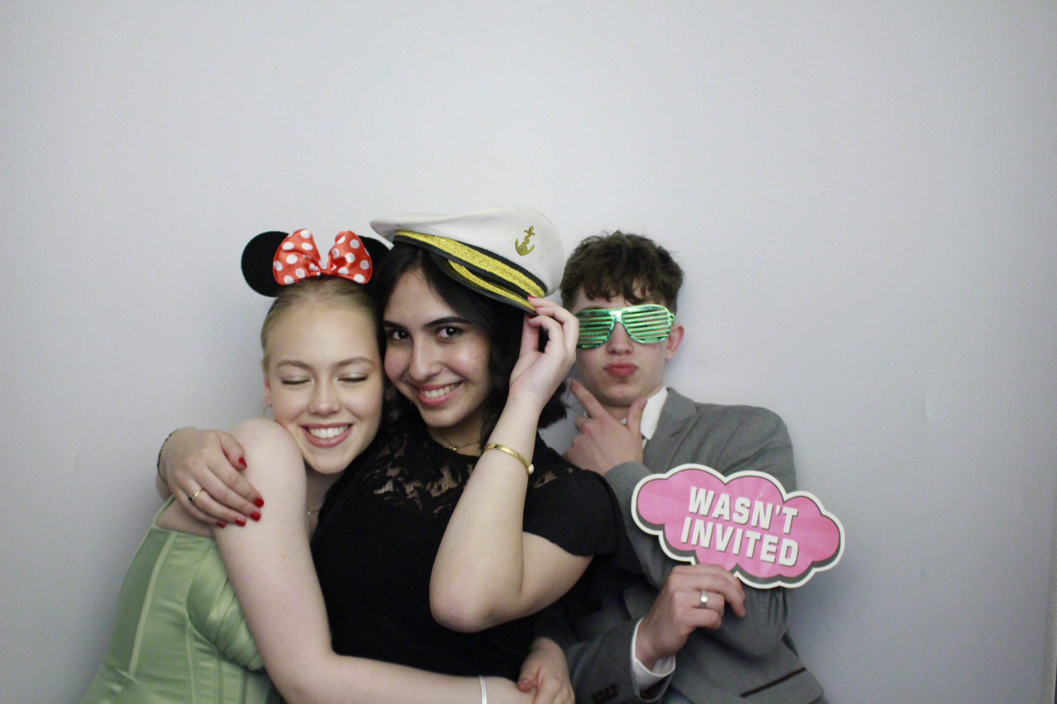 Fullbrook Leavers Party | View more photos from the event at gallery.myphotoboothexperience.co.uk/u/MyPhotoBoothExperienceLtd/Fullbrook-Leavers-Party