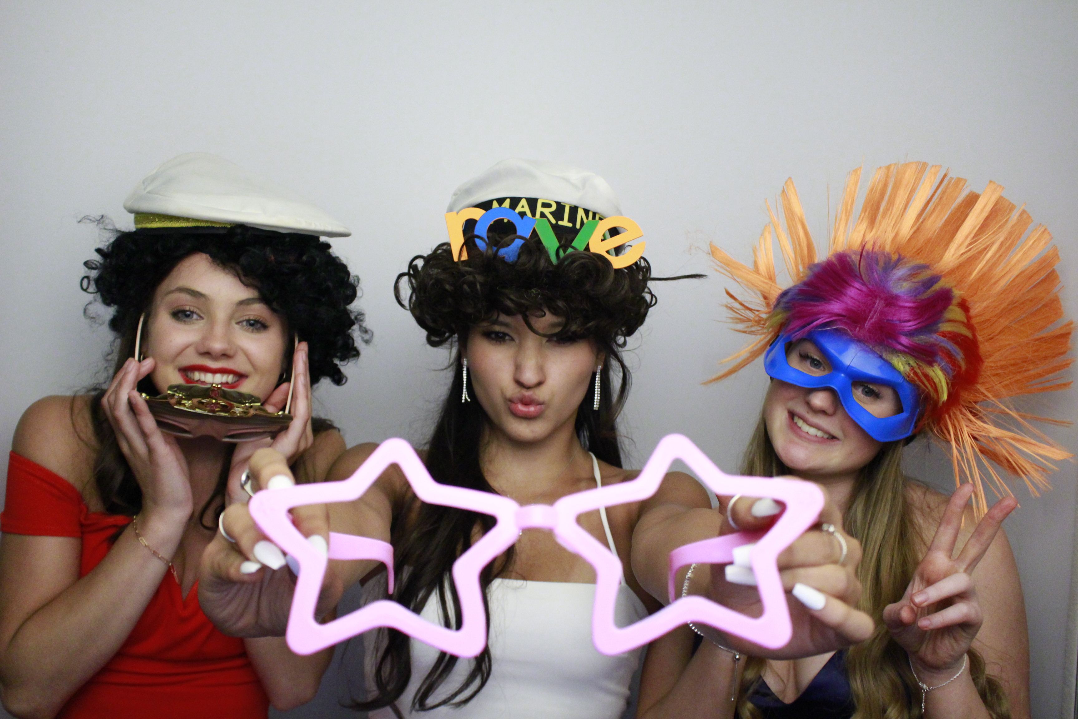 Fullbrook Leavers Party | View more photos from the event at gallery.myphotoboothexperience.co.uk/u/MyPhotoBoothExperienceLtd/Fullbrook-Leavers-Party