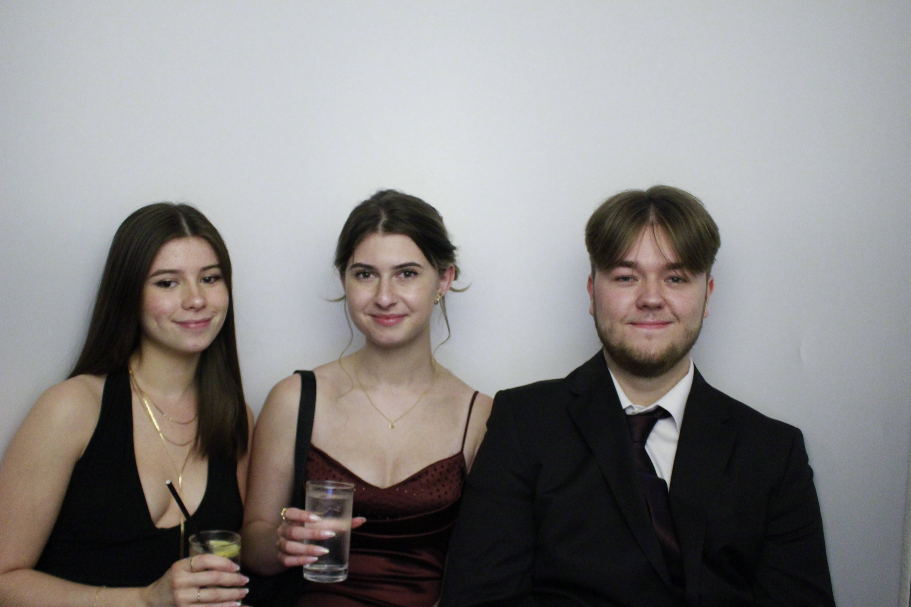 Fullbrook Leavers Party | View more photos from the event at gallery.myphotoboothexperience.co.uk/u/MyPhotoBoothExperienceLtd/Fullbrook-Leavers-Party