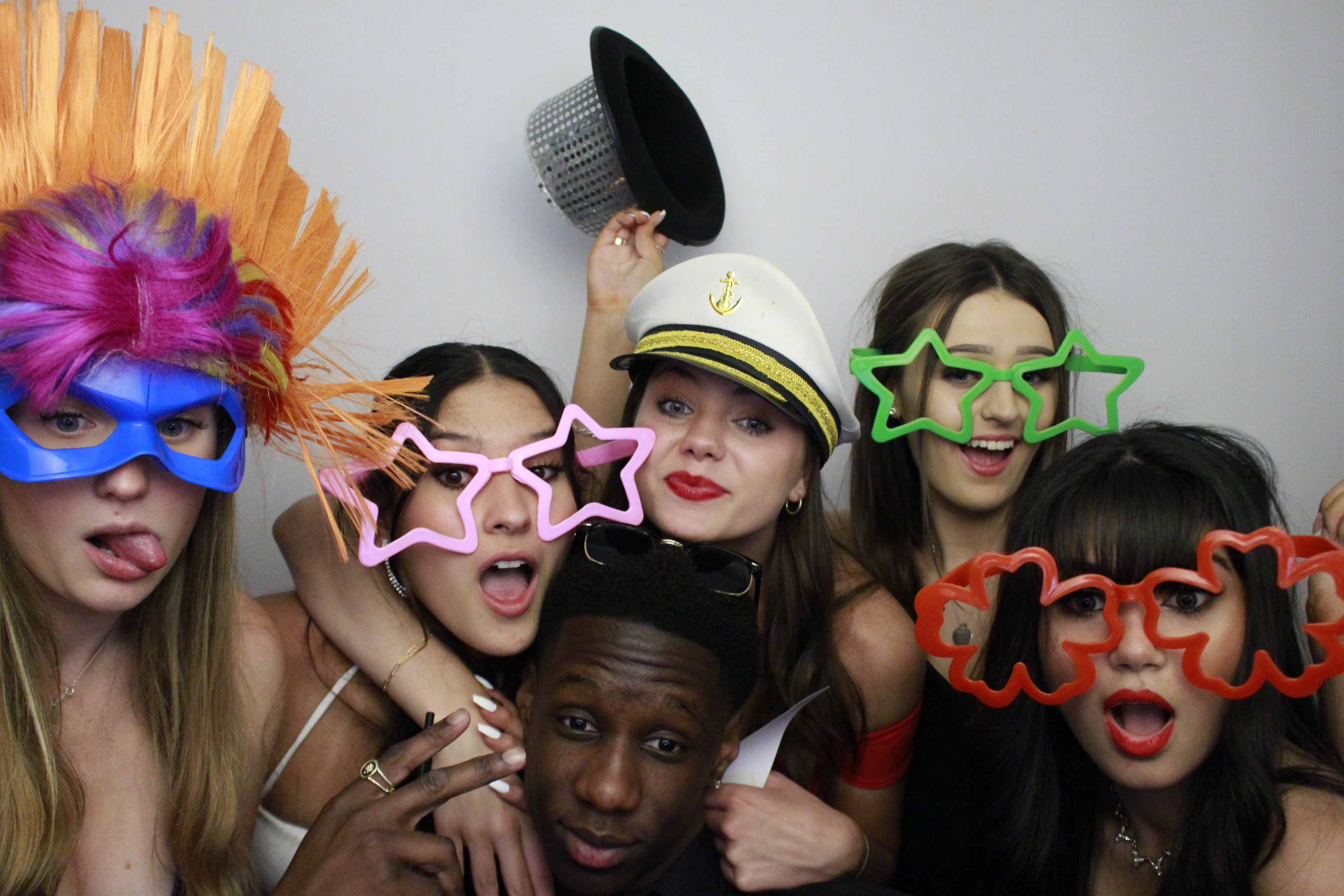 Fullbrook Leavers Party | View more photos from the event at gallery.myphotoboothexperience.co.uk/u/MyPhotoBoothExperienceLtd/Fullbrook-Leavers-Party