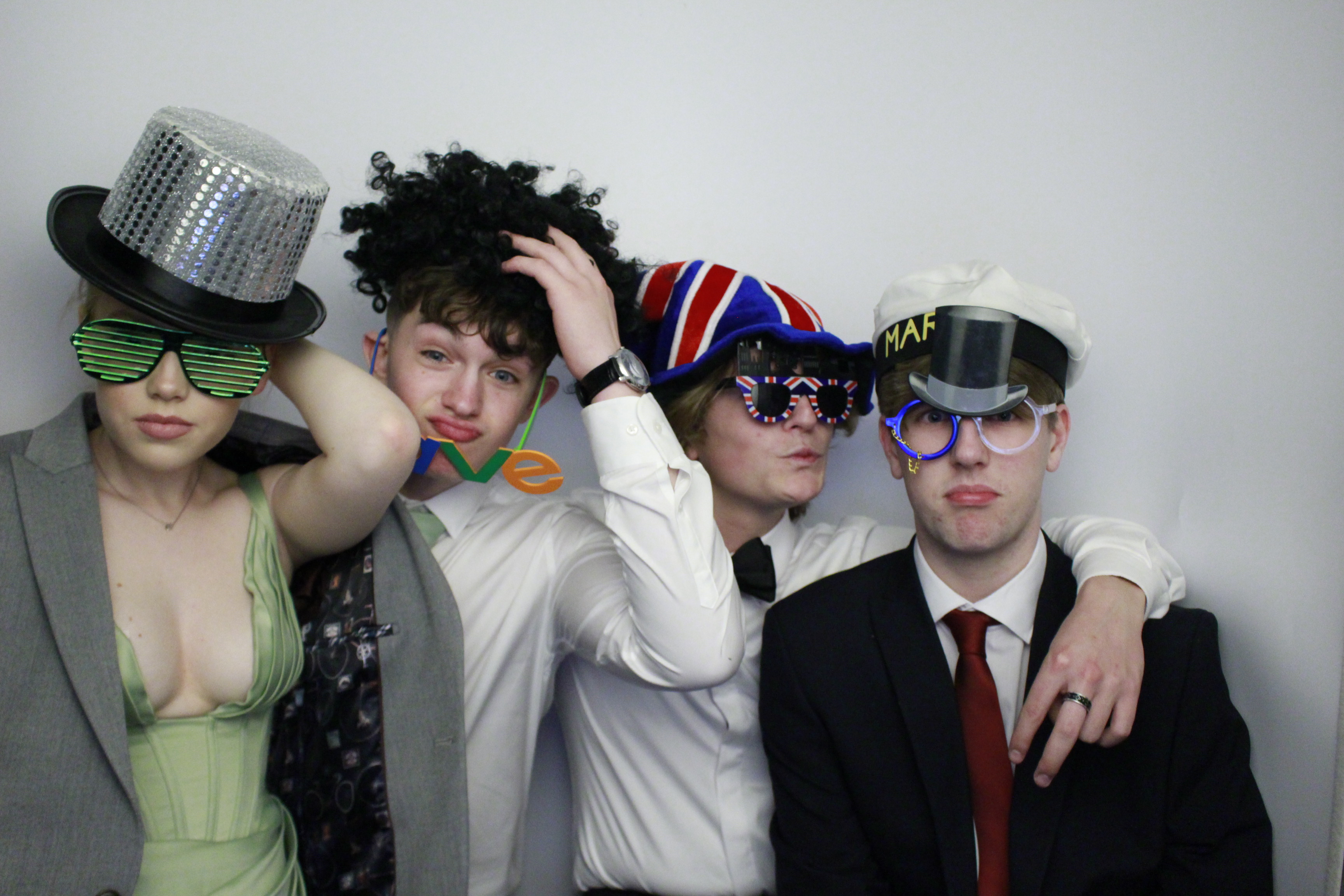 Fullbrook Leavers Party | View more photos from the event at gallery.myphotoboothexperience.co.uk/u/MyPhotoBoothExperienceLtd/Fullbrook-Leavers-Party