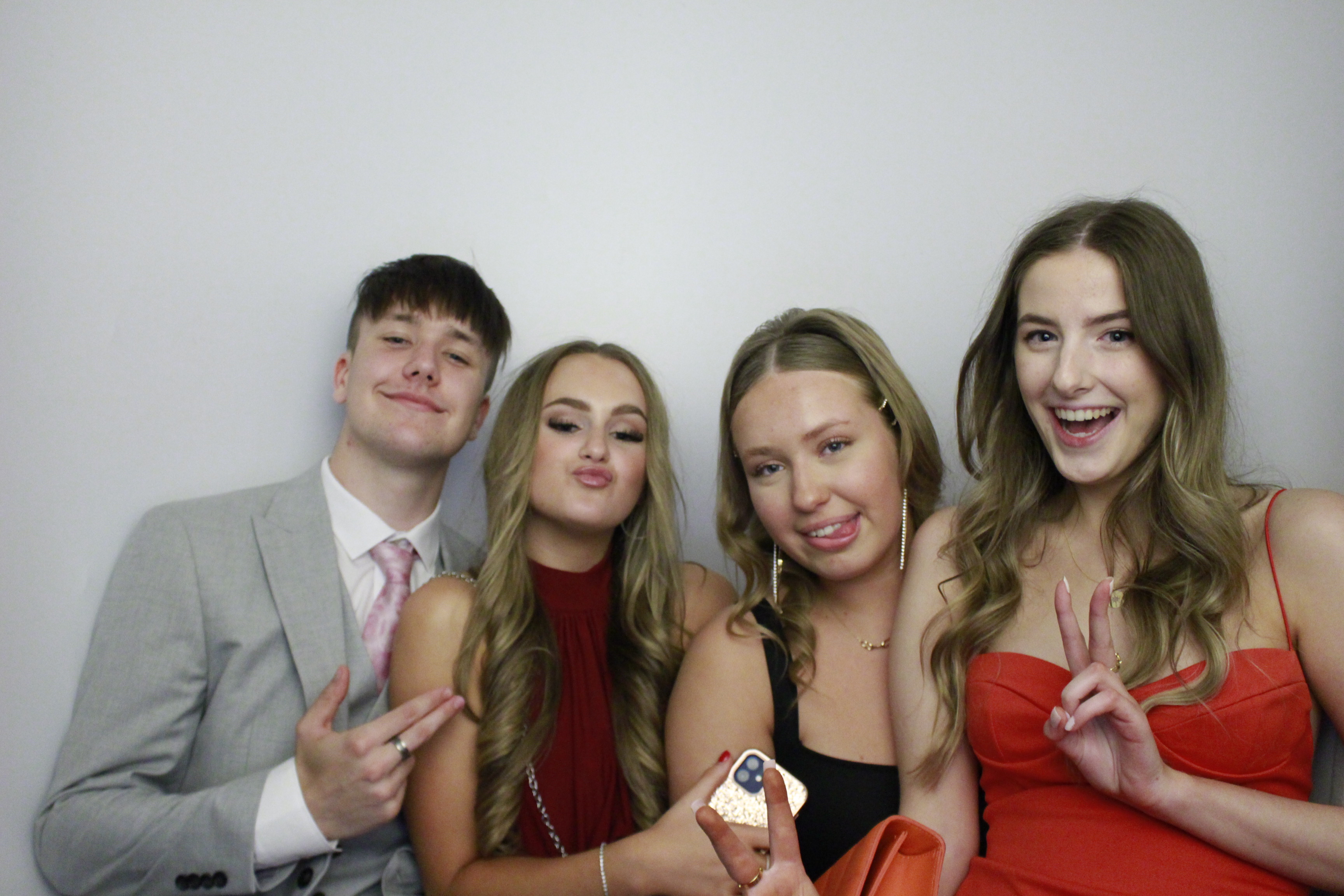 Fullbrook Leavers Party | View more photos from the event at gallery.myphotoboothexperience.co.uk/u/MyPhotoBoothExperienceLtd/Fullbrook-Leavers-Party
