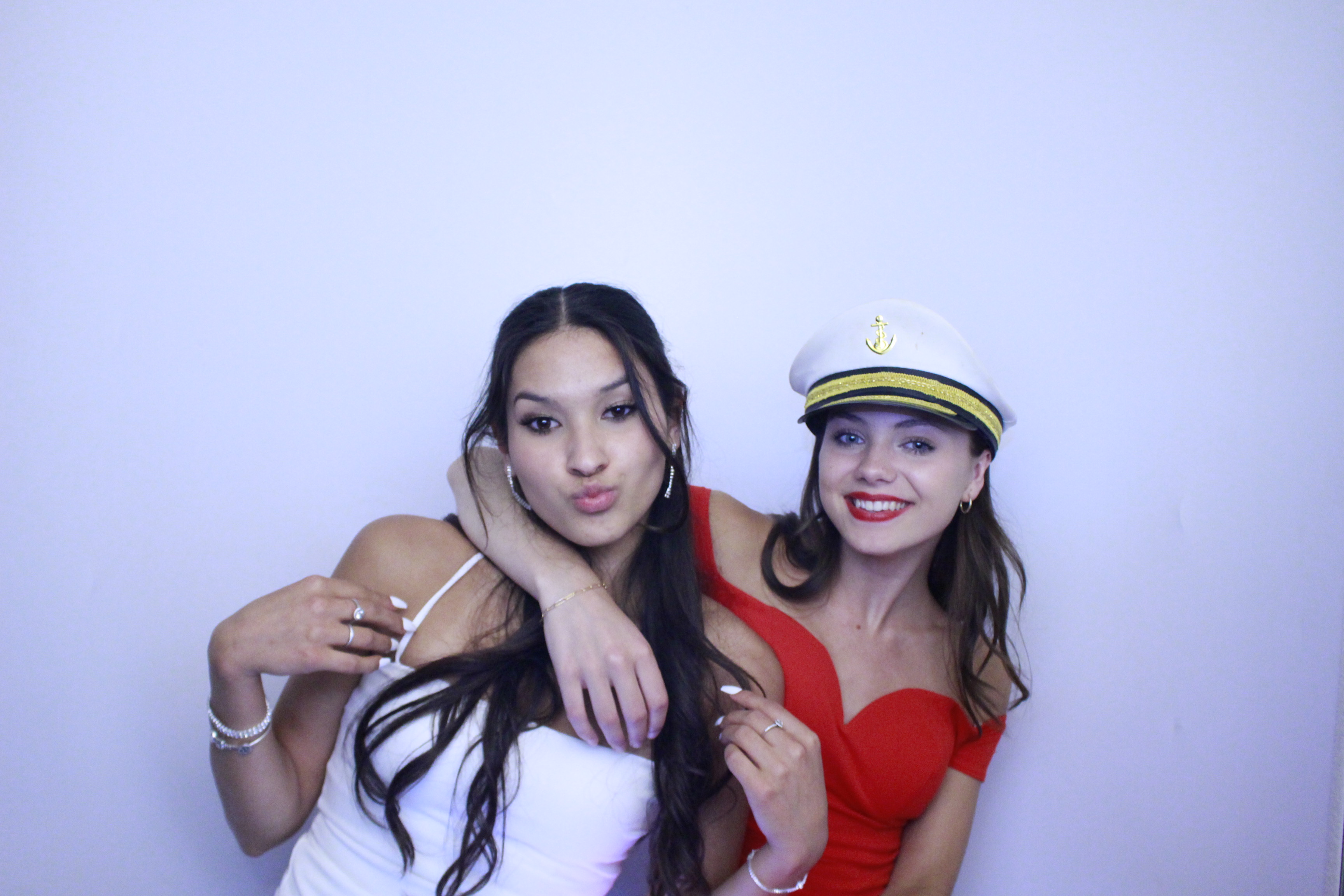Fullbrook Leavers Party | View more photos from the event at gallery.myphotoboothexperience.co.uk/u/MyPhotoBoothExperienceLtd/Fullbrook-Leavers-Party
